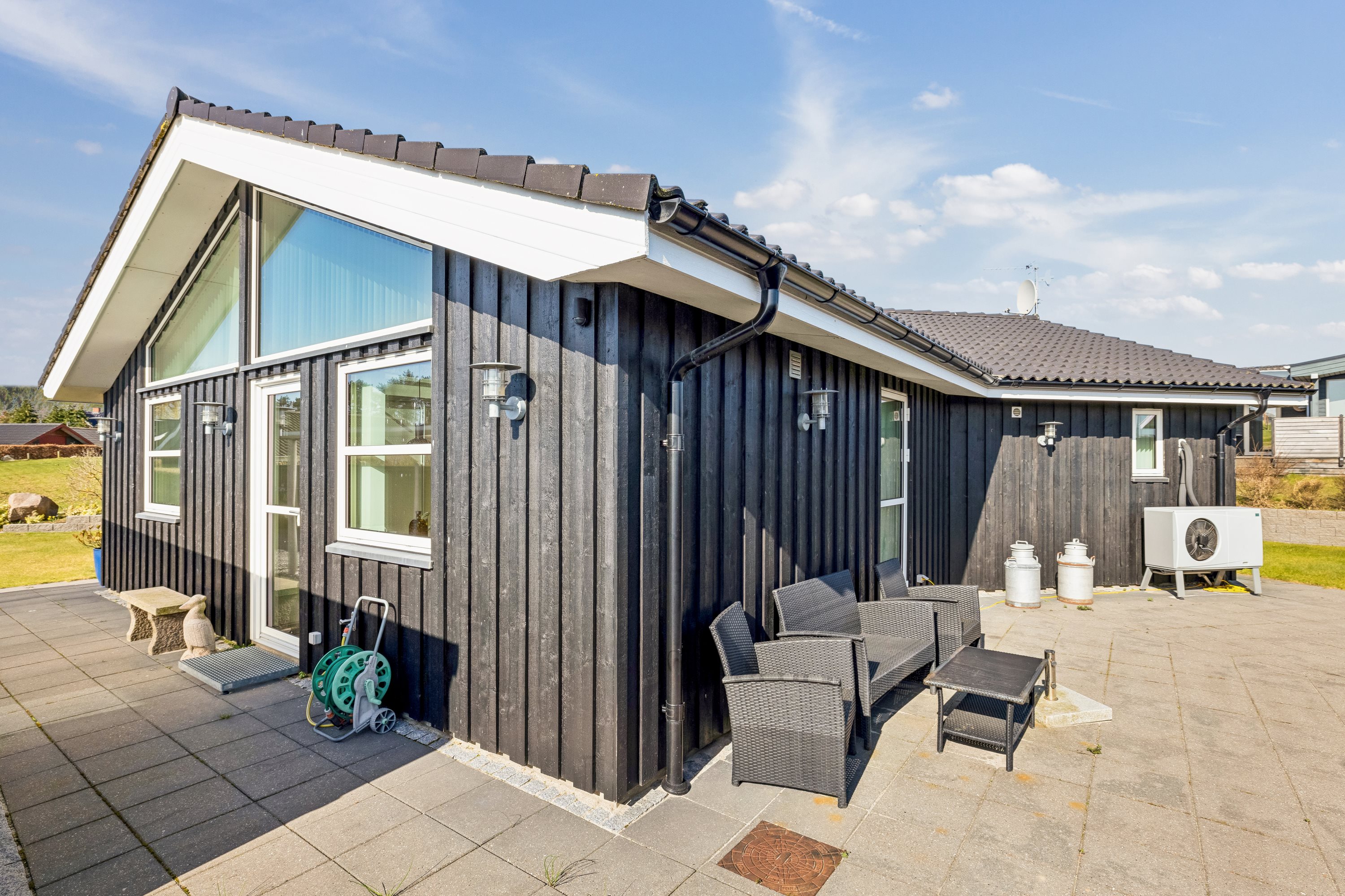 Fremhævet  billede i fuldskærmstilstand. Billede af Lindeparken 14, 8410 Rønde