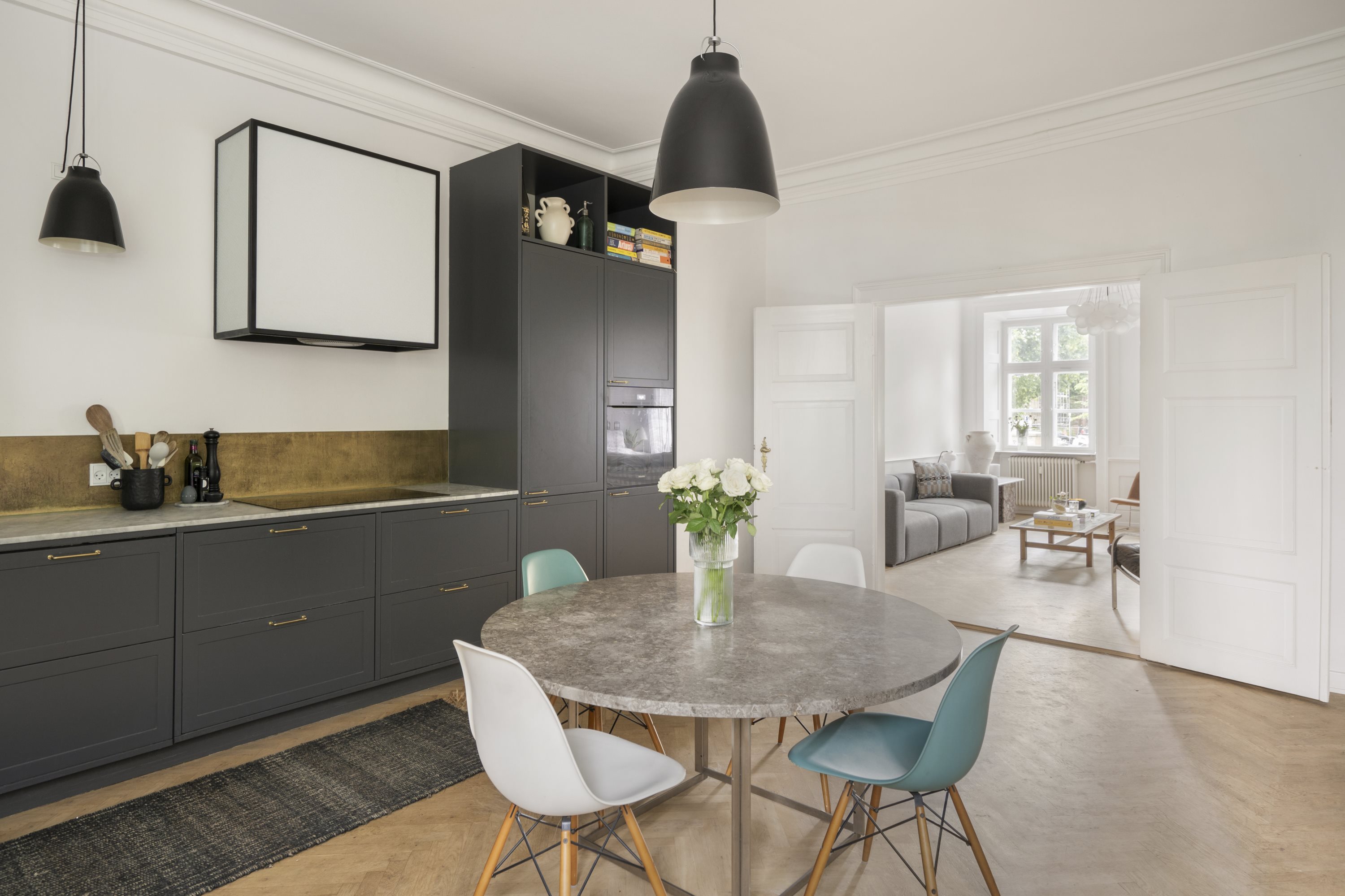 Fremhævet  billede i fuldskærmstilstand. Billede af Overgaden Neden Vandet 39, st.., 1414 København K