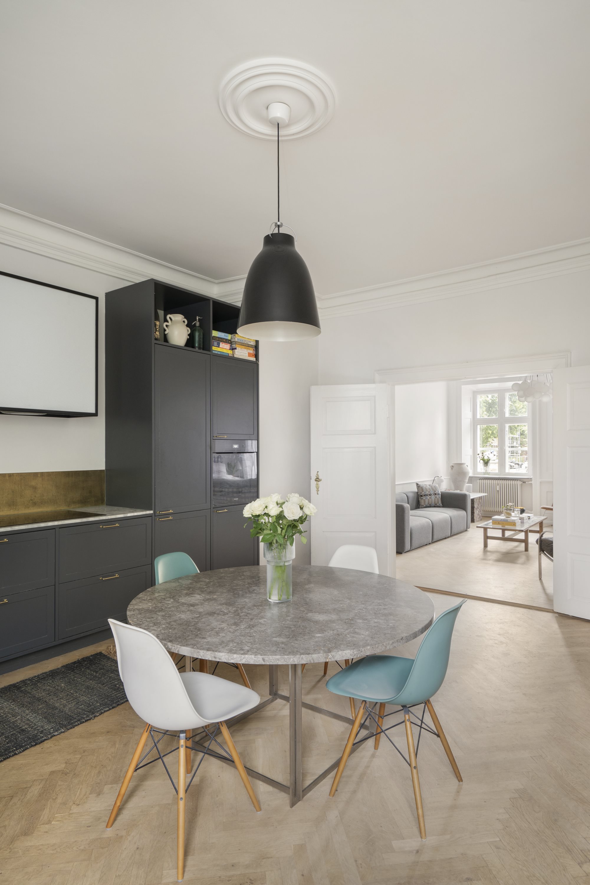 Fremhævet  billede i fuldskærmstilstand. Billede af Overgaden Neden Vandet 39, st.., 1414 København K