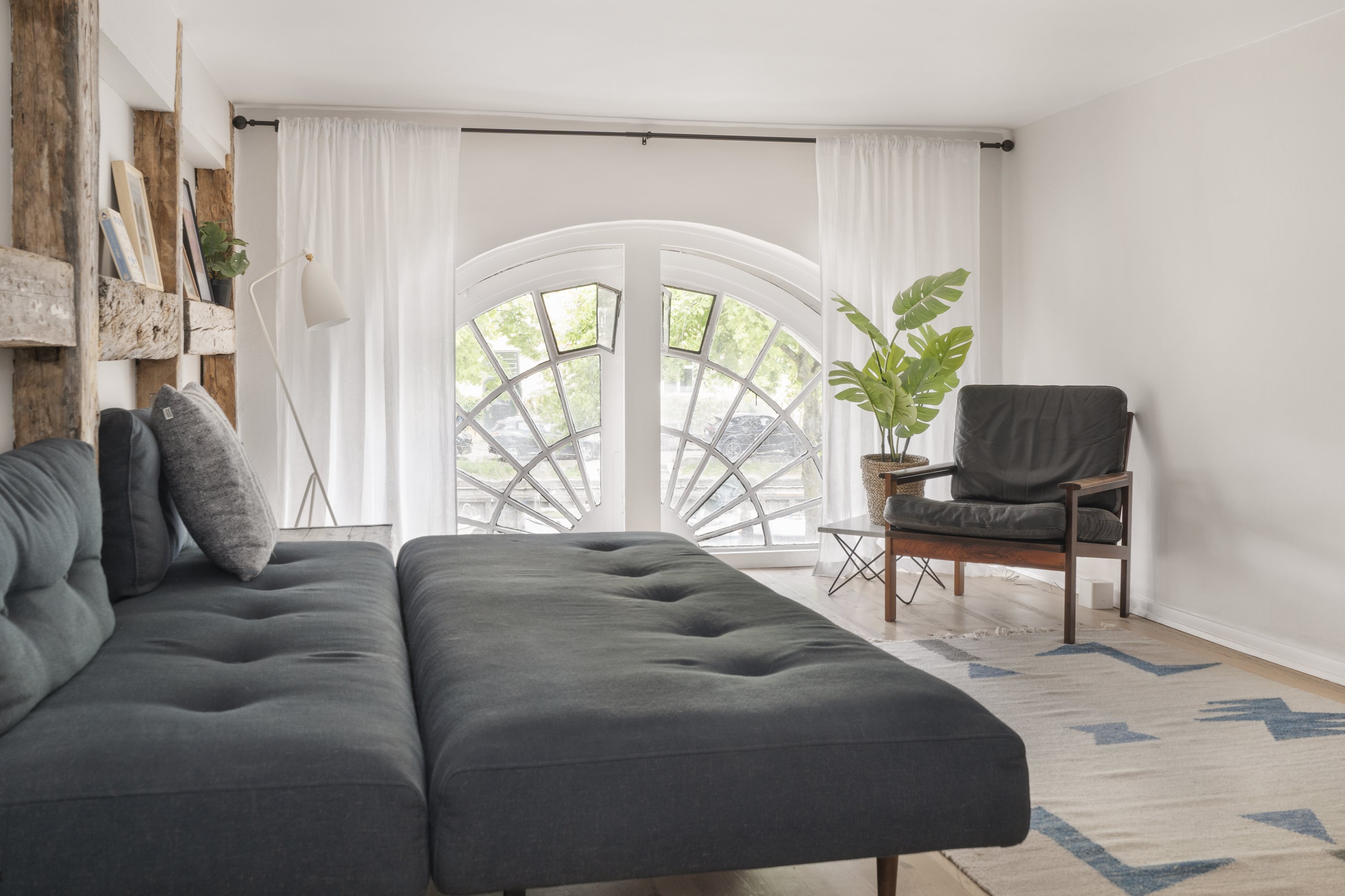 Fremhævet  billede i fuldskærmstilstand. Billede af Overgaden Neden Vandet 39, st.., 1414 København K