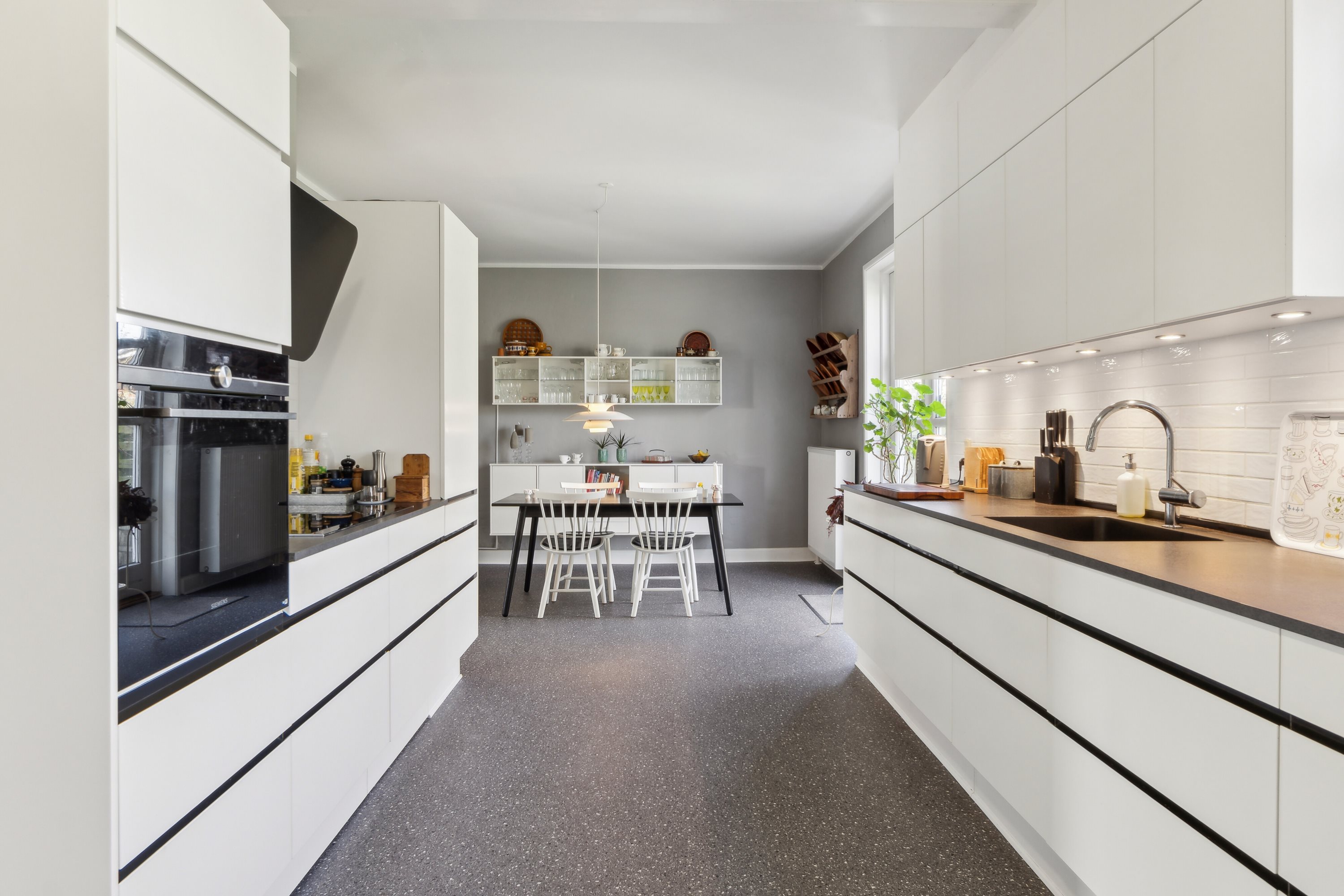 Fremhævet køkken billede i fuldskærmstilstand. Billede af Branebjerg 56, Gamby, 5471 Søndersø