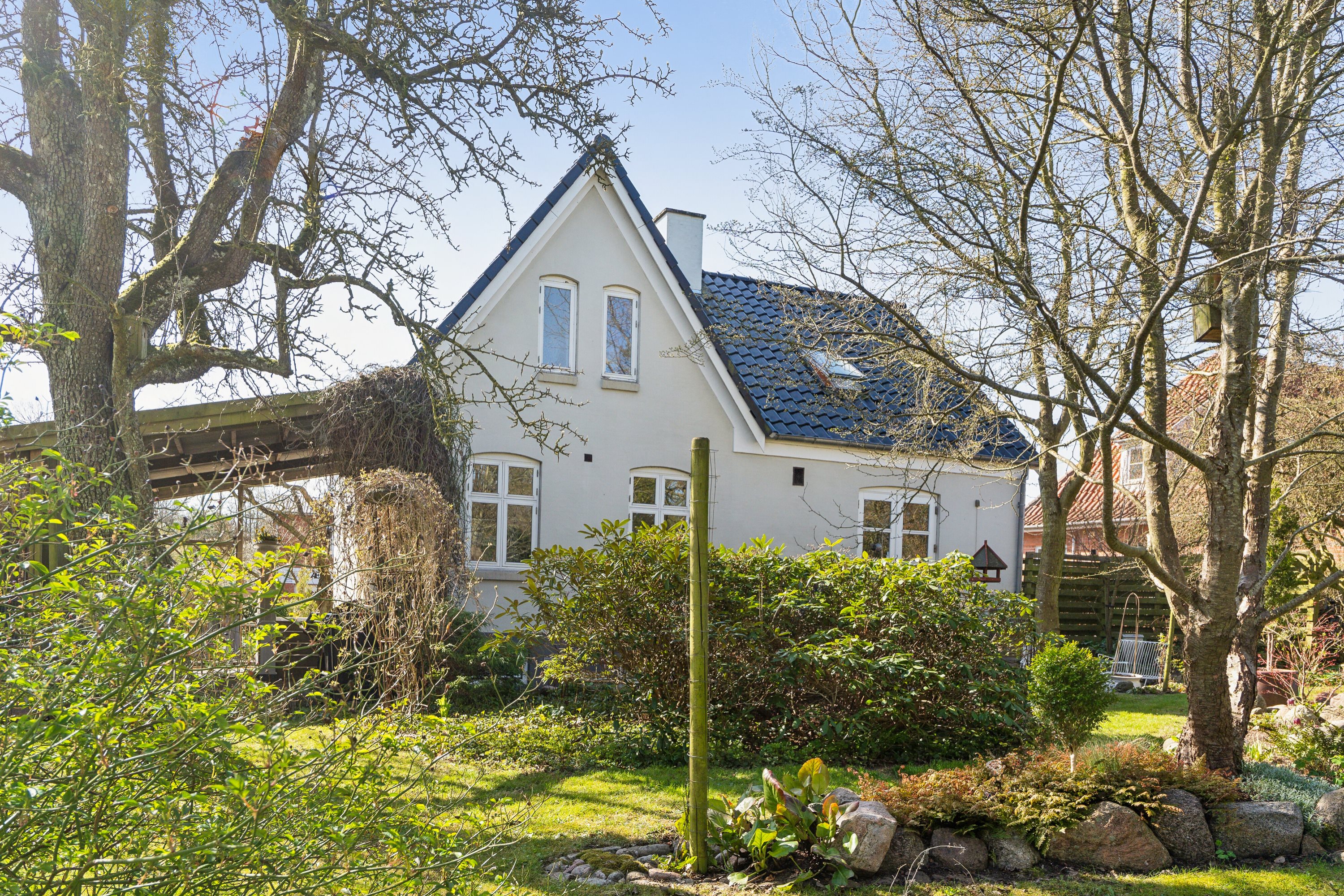 Fremhævet set fra haven billede i fuldskærmstilstand. Billede af Branebjerg 56, Gamby, 5471 Søndersø