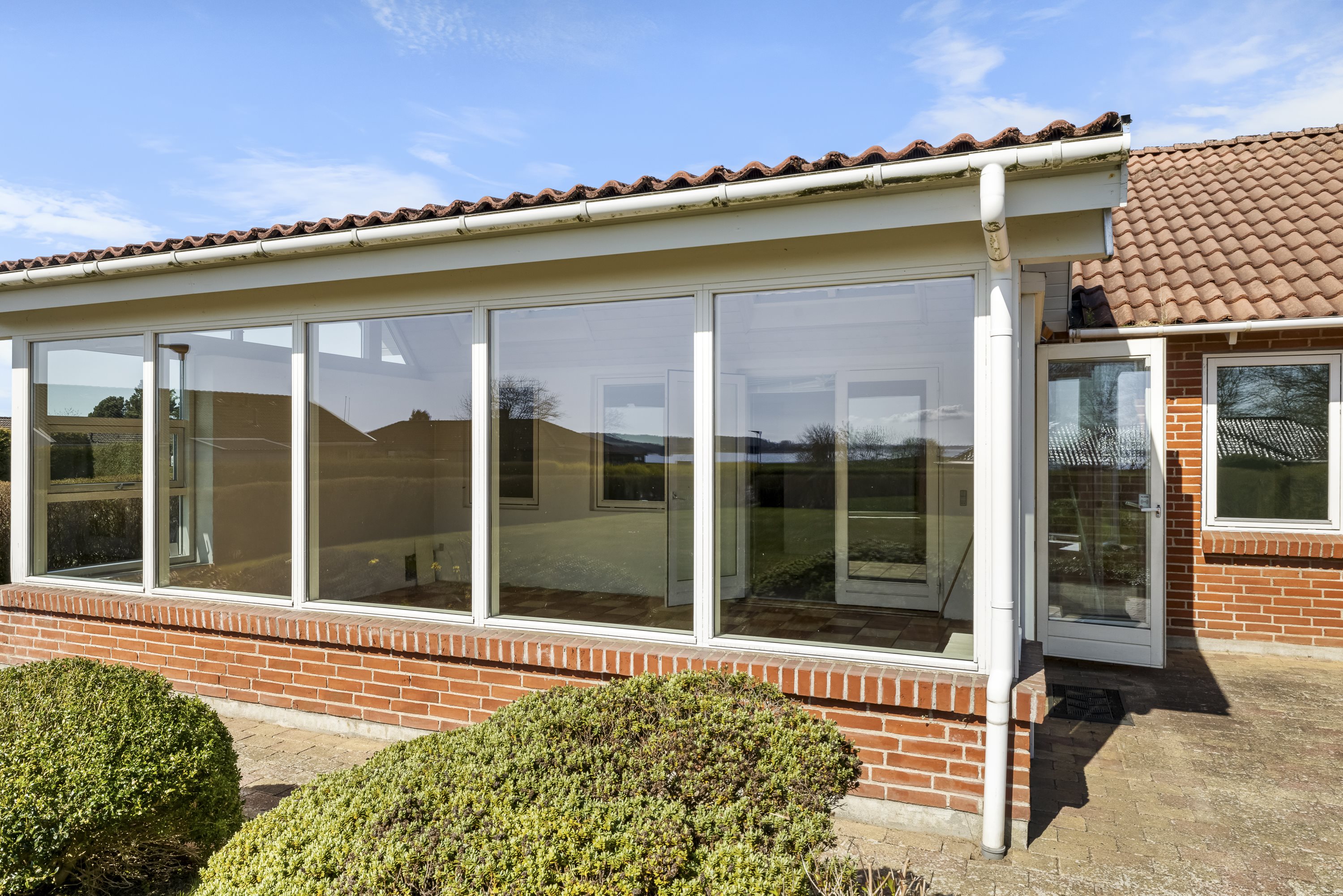 Fremhævet facade billede i fuldskærmstilstand. Billede af Margrethevang 8, 5600 Faaborg