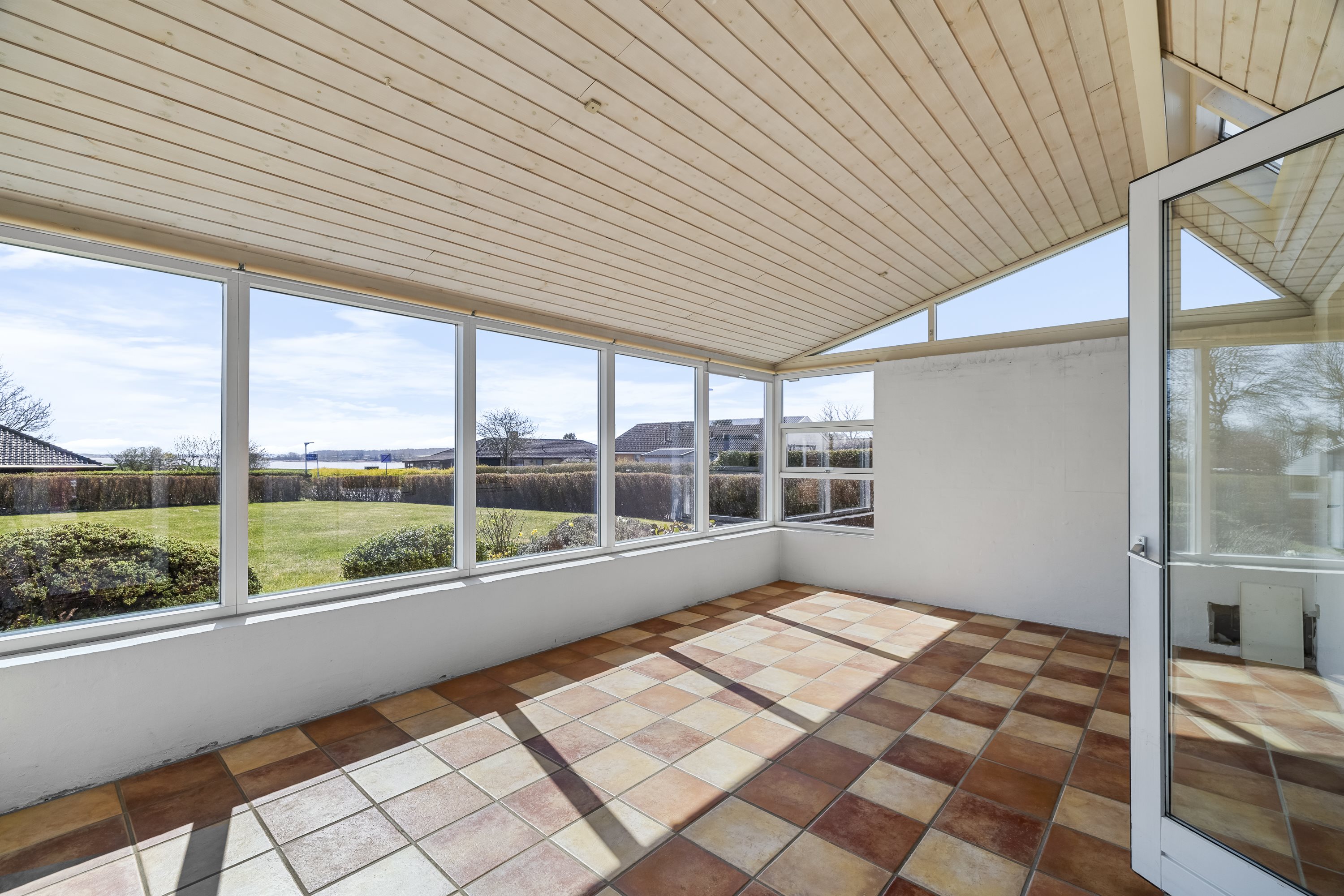 Fremhævet køkken billede i fuldskærmstilstand. Billede af Margrethevang 8, 5600 Faaborg