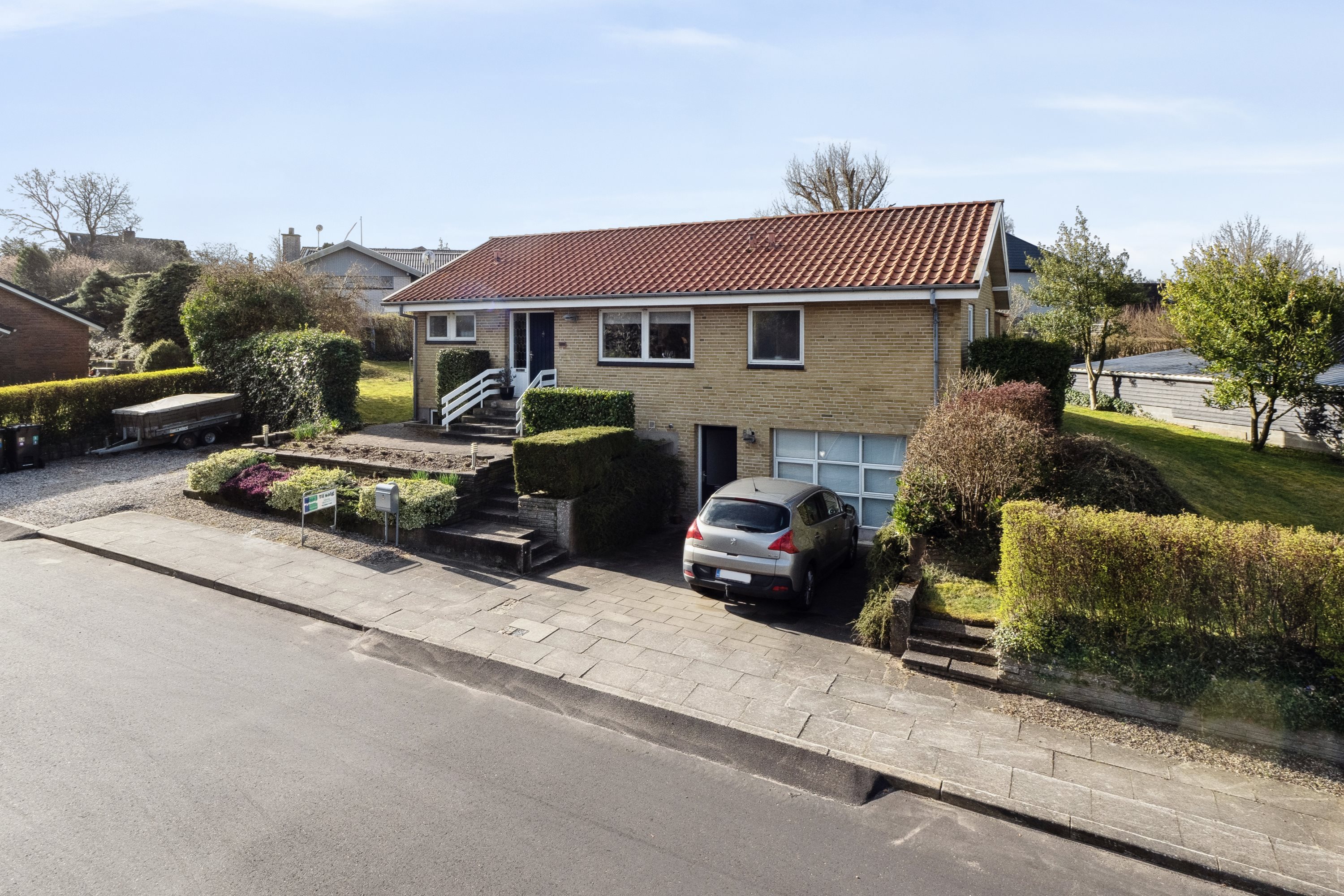 Fremhævet ejendom 1 billede i fuldskærmstilstand. Billede af Ekkodalen 6, 8831 Løgstrup