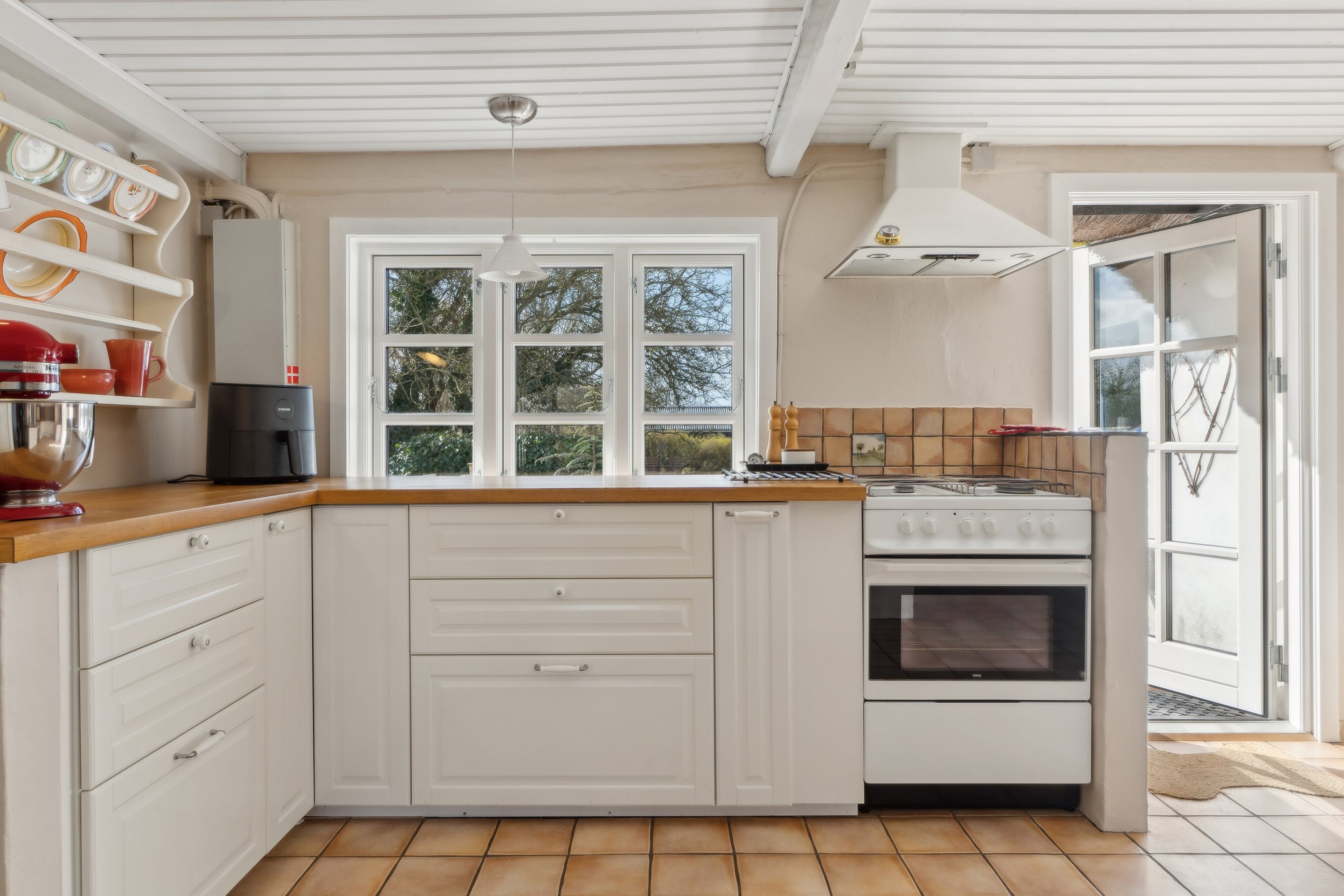 Fremhævet køkken billede i fuldskærmstilstand. Billede af Østerskovvej 51, Østerskov, 5932 Humble