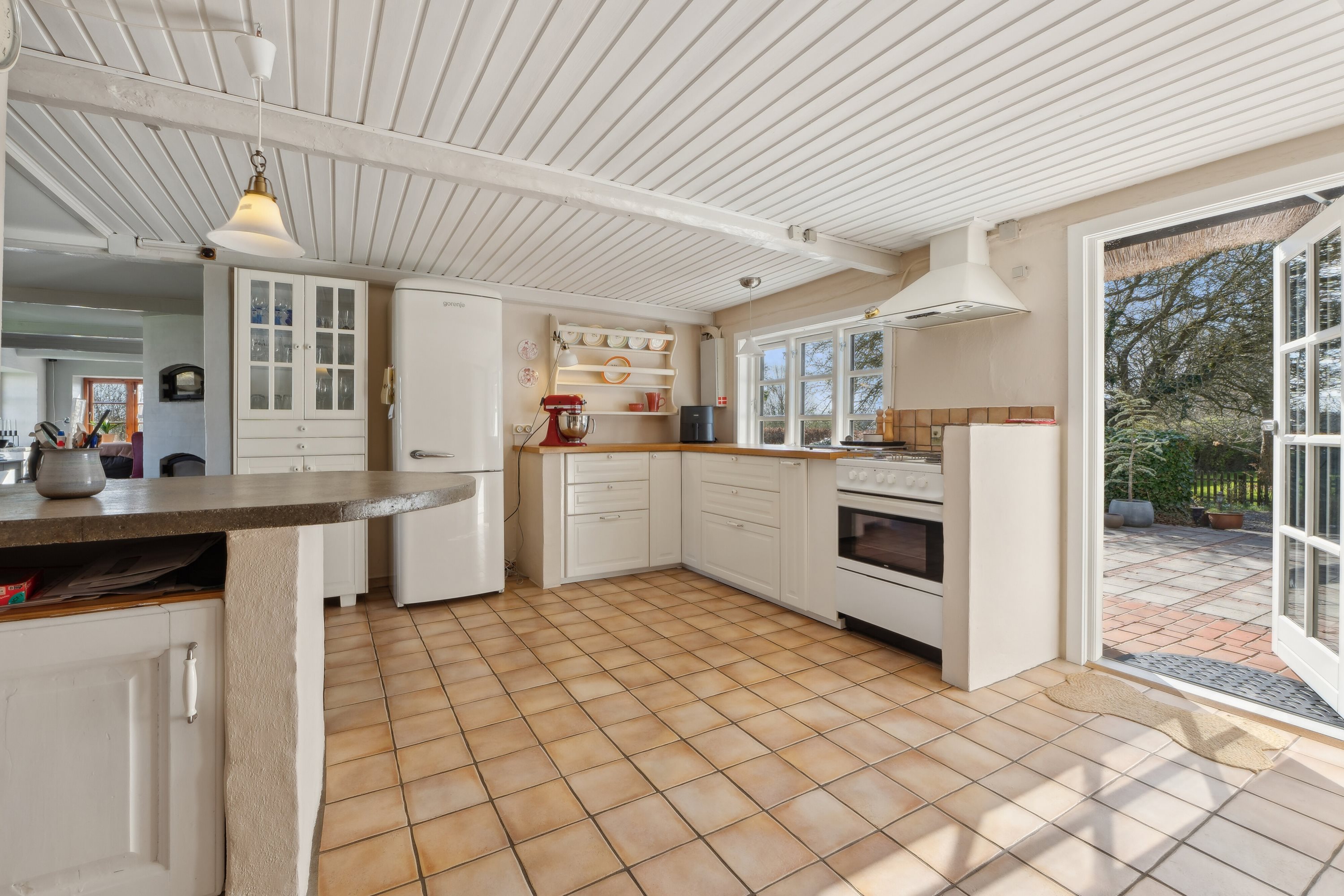 Fremhævet køkken billede i fuldskærmstilstand. Billede af Østerskovvej 51, Østerskov, 5932 Humble