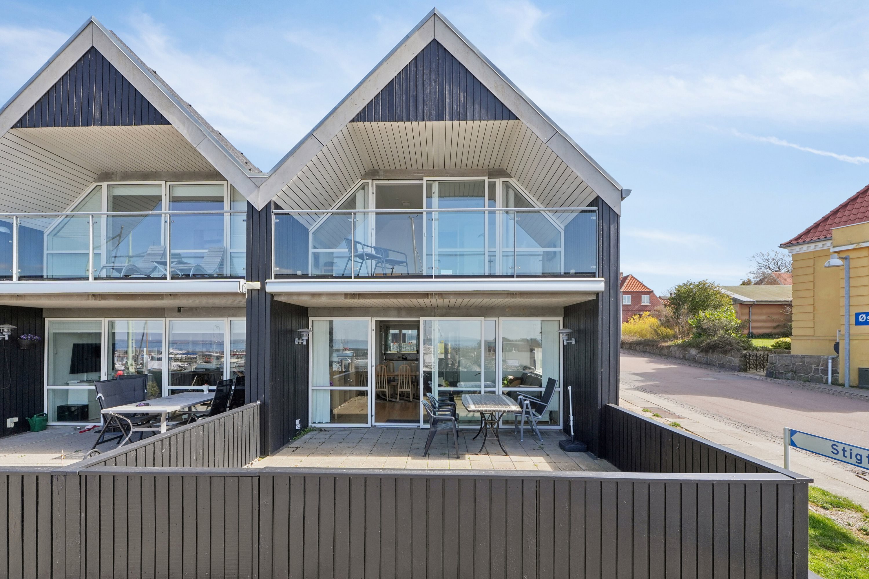 Fremhævet set fra vejen billede i fuldskærmstilstand. Billede af Lohals Havn 2, Lohals, 5953 Tranekær