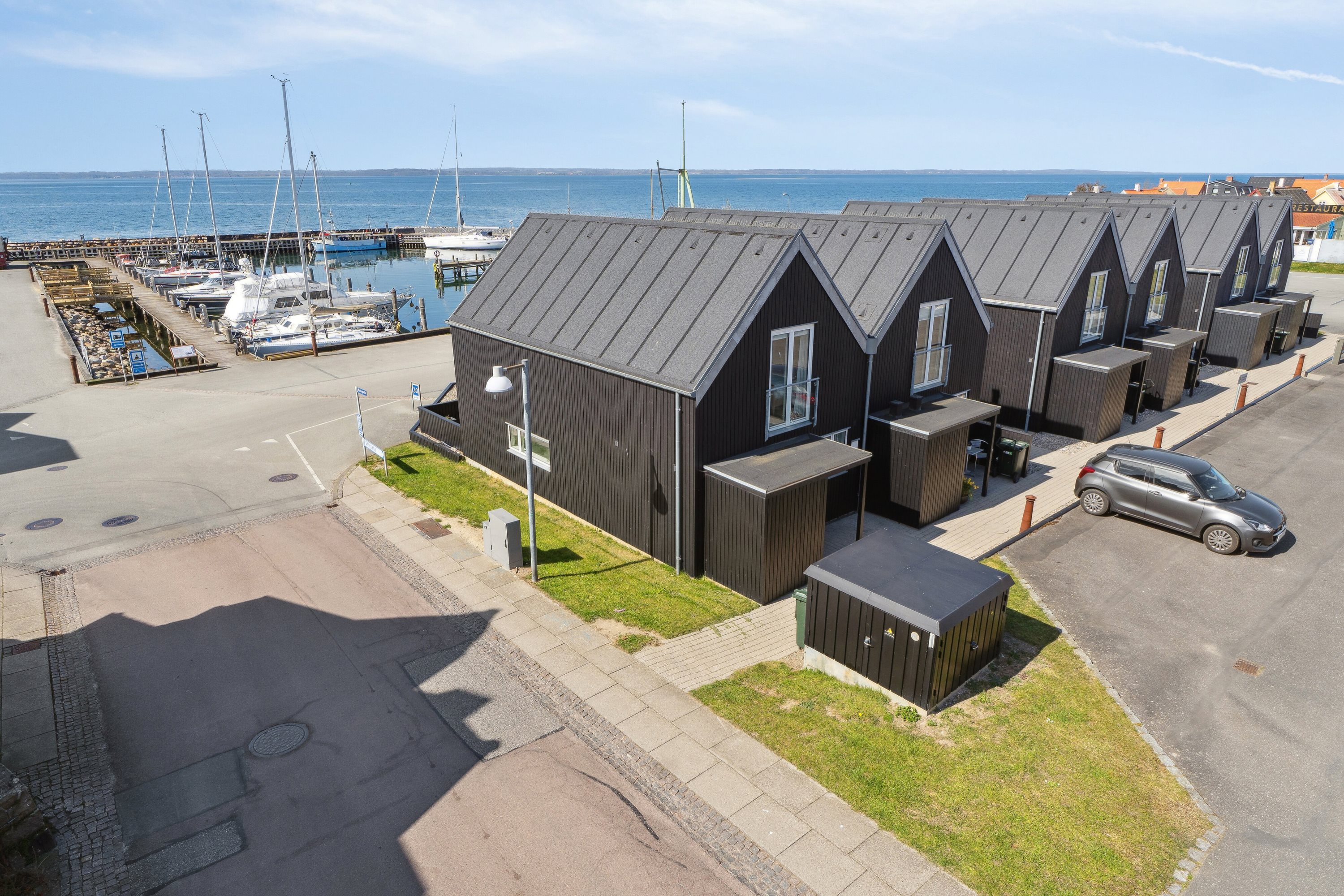 Fremhævet set fra vejen billede i fuldskærmstilstand. Billede af Lohals Havn 2, Lohals, 5953 Tranekær