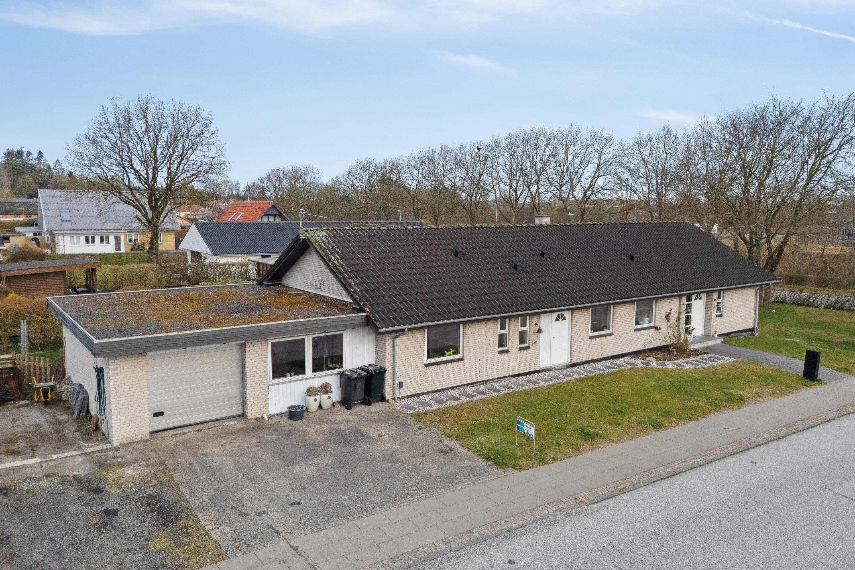 Fremhævet set fra vejen billede i fuldskærmstilstand. Billede af Stadion Alle 4, 7430 Ikast