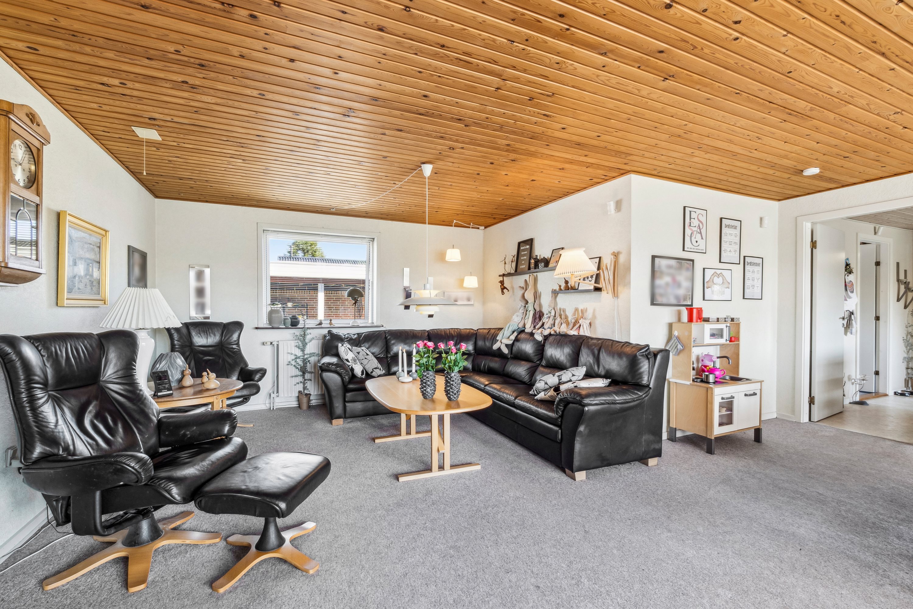 Fremhævet stue billede i fuldskærmstilstand. Billede af Fristedet 5, Øster Jølby, 7950 Erslev