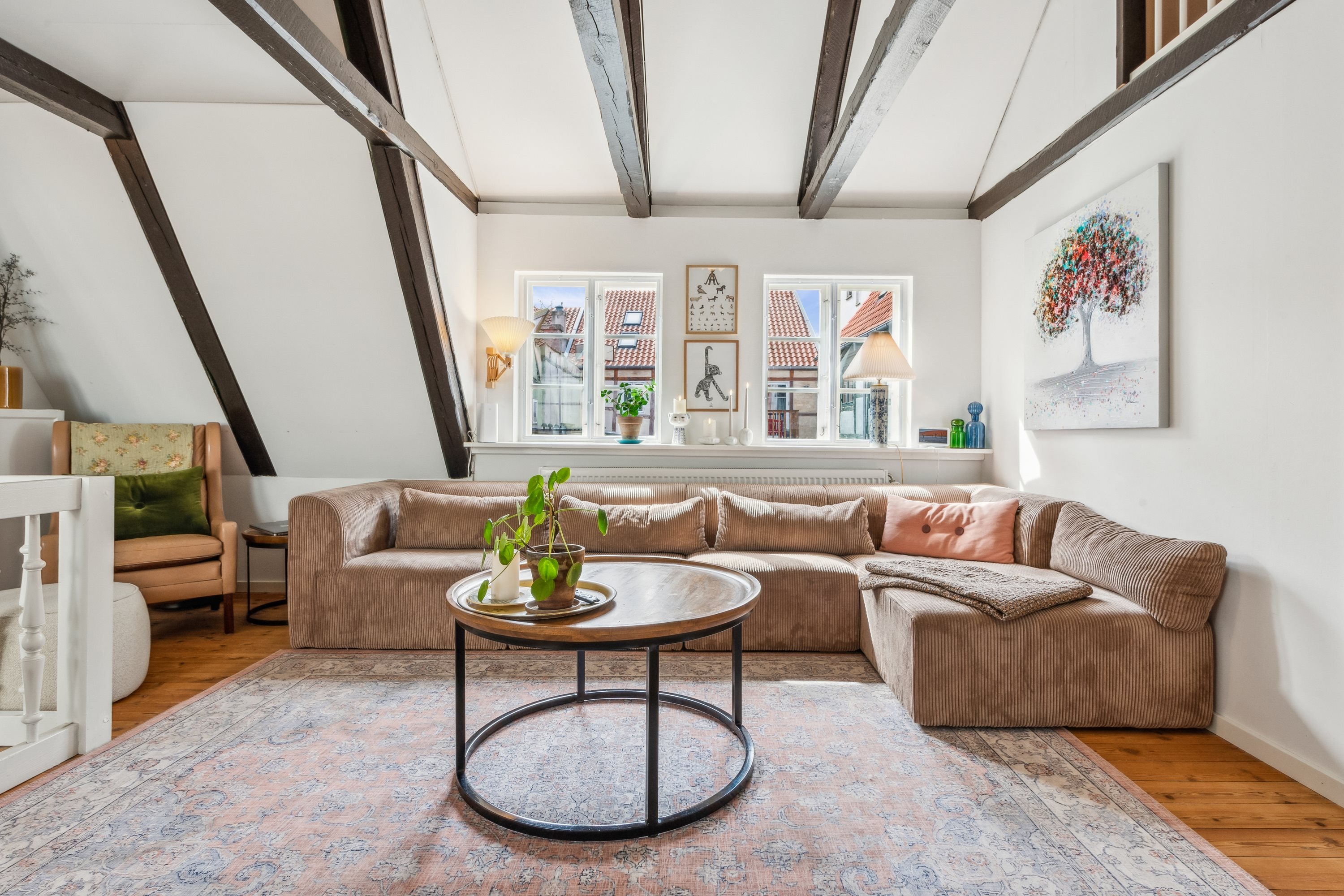 Fremhævet stue billede i fuldskærmstilstand. Billede af Skyttenstræde 10, 3000 Helsingør