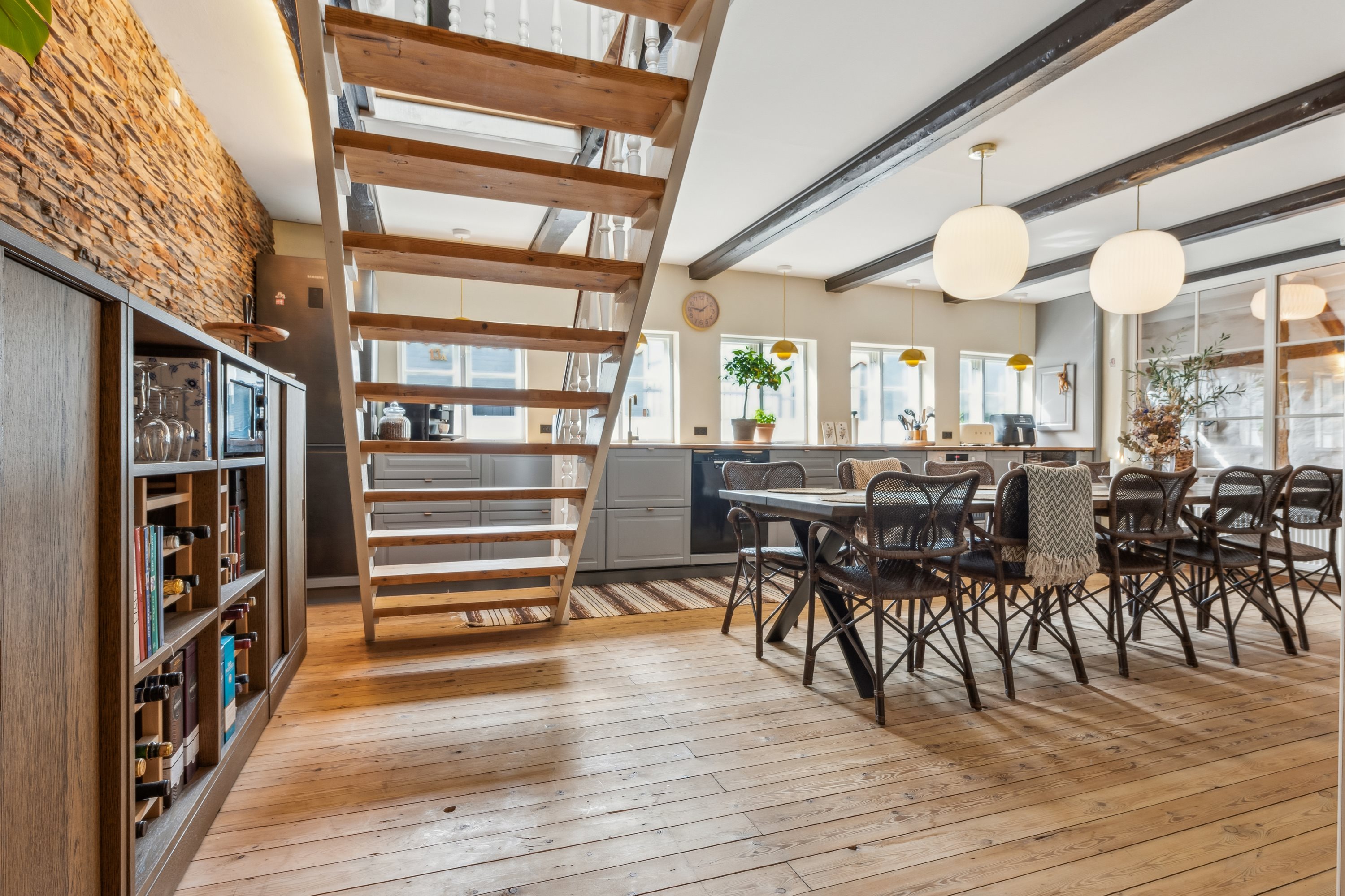 Fremhævet stue billede i fuldskærmstilstand. Billede af Skyttenstræde 10, 3000 Helsingør