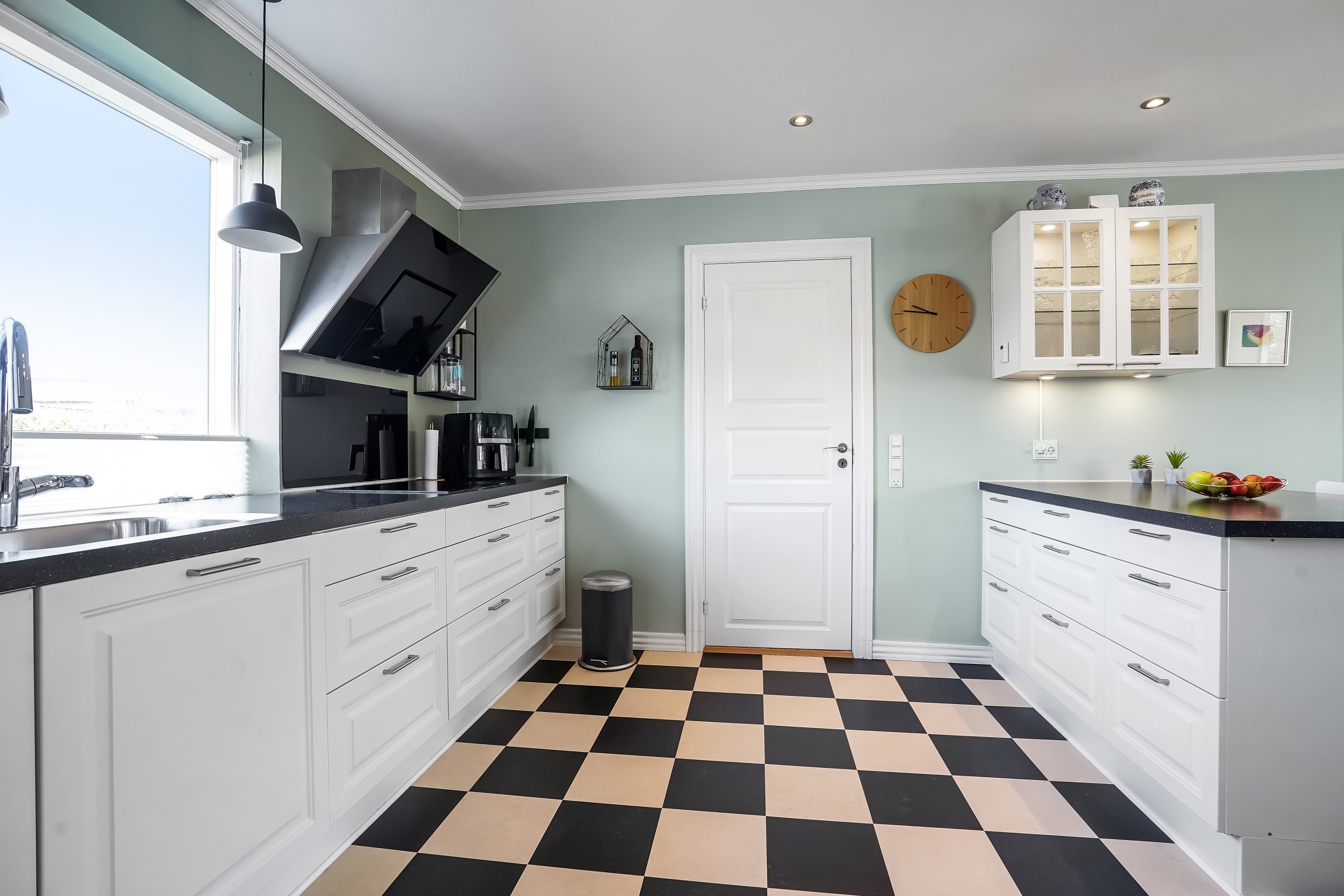 Fremhævet køkken billede i fuldskærmstilstand. Billede af Rådhusgade 7, 8740 Brædstrup