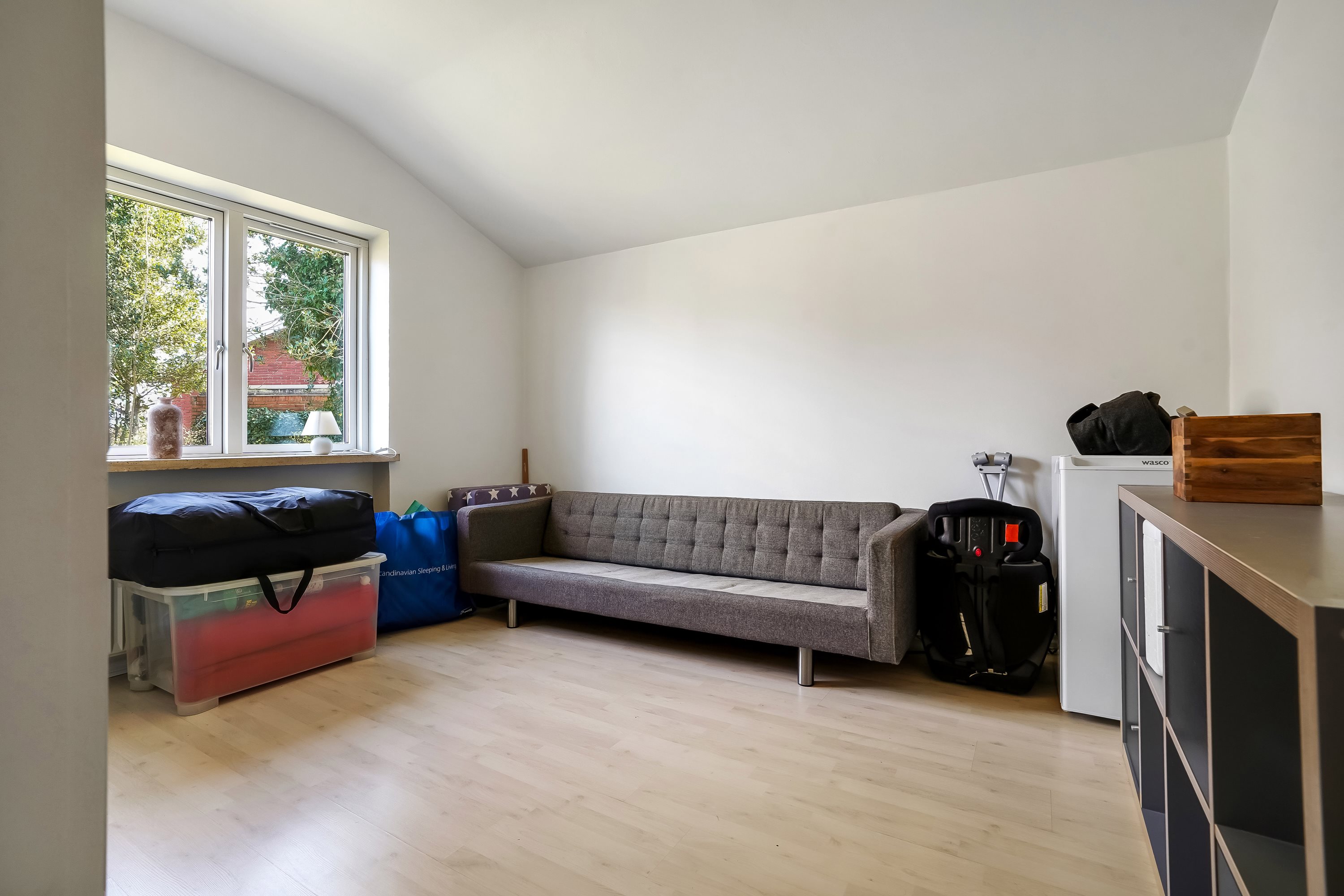 Fremhævet værelse billede i fuldskærmstilstand. Billede af Eddavej 39, 5210 Odense NV