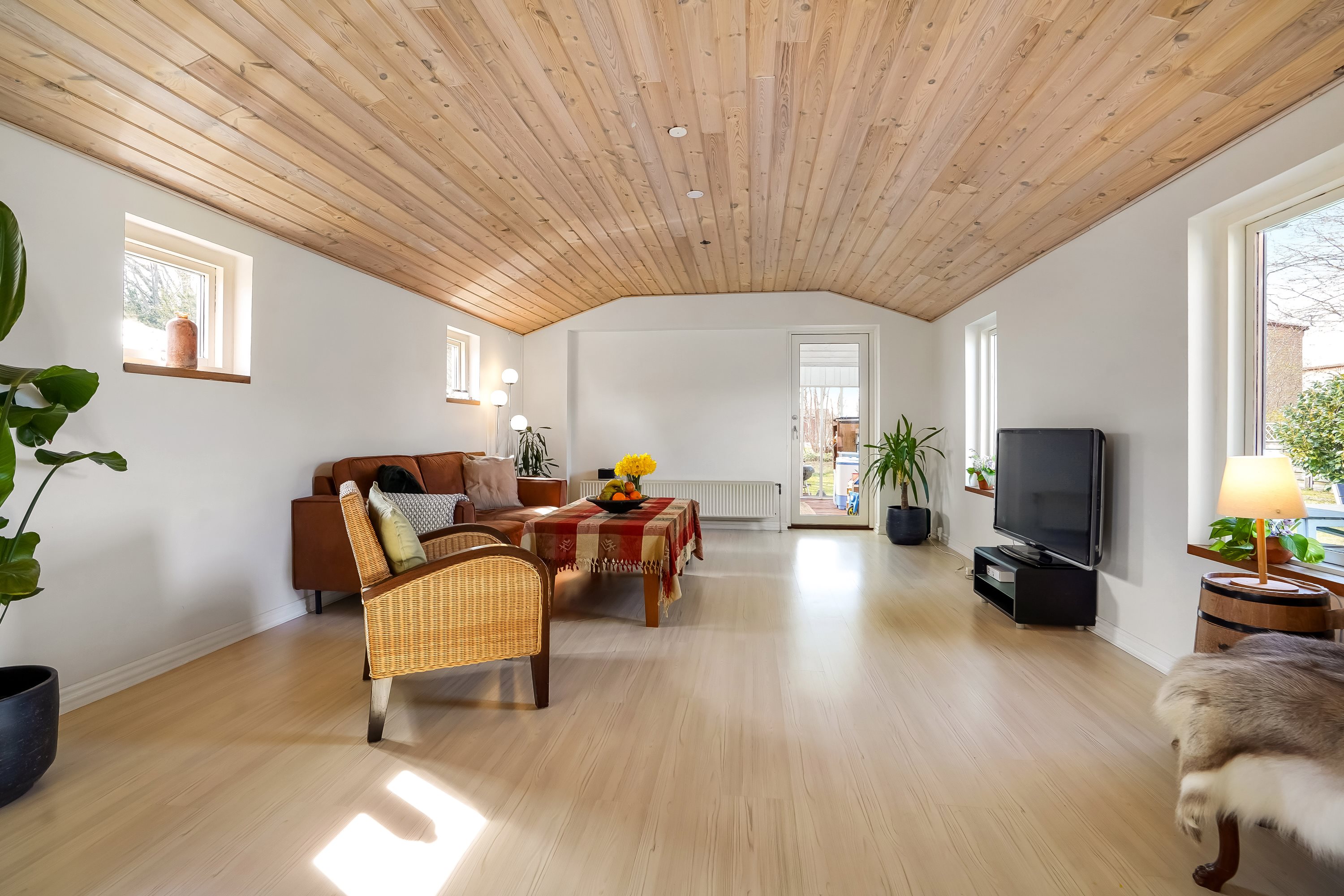 Fremhævet stue billede i fuldskærmstilstand. Billede af Eddavej 39, 5210 Odense NV