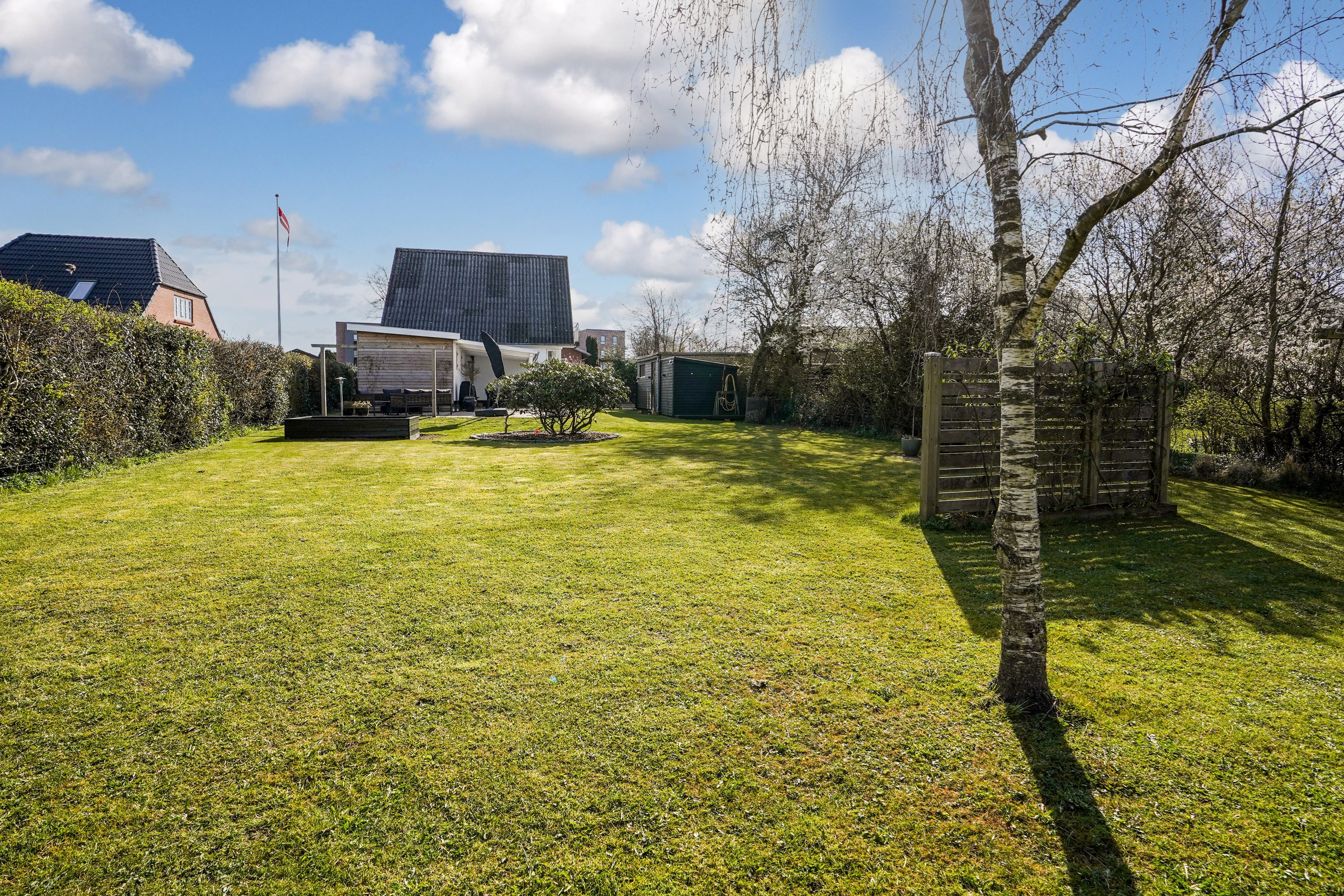 Fremhævet have billede i fuldskærmstilstand. Billede af Rådhusgade 7, 8740 Brædstrup