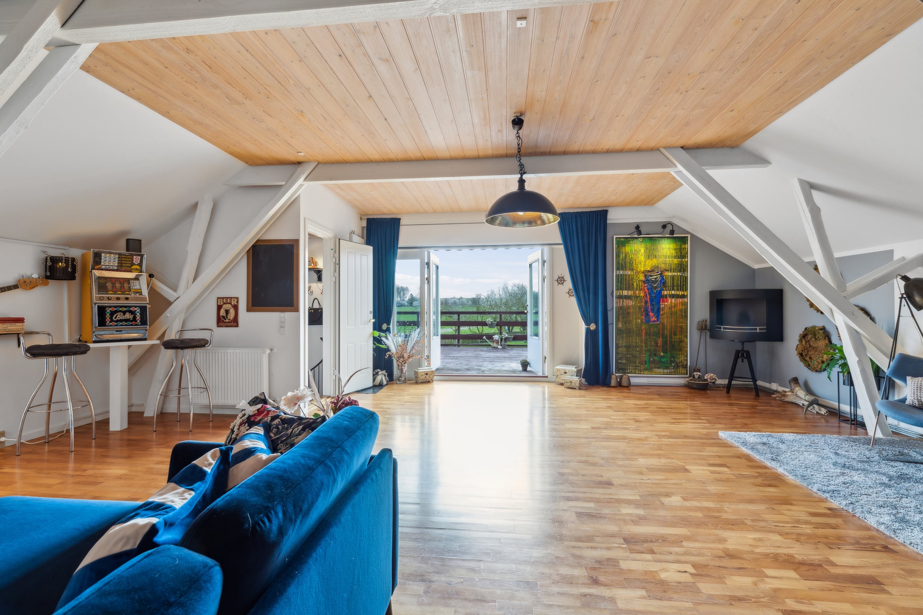 Fremhævet stue billede i fuldskærmstilstand. Billede af Kallerupvej 54, Vadsby, 2640 Hedehusene