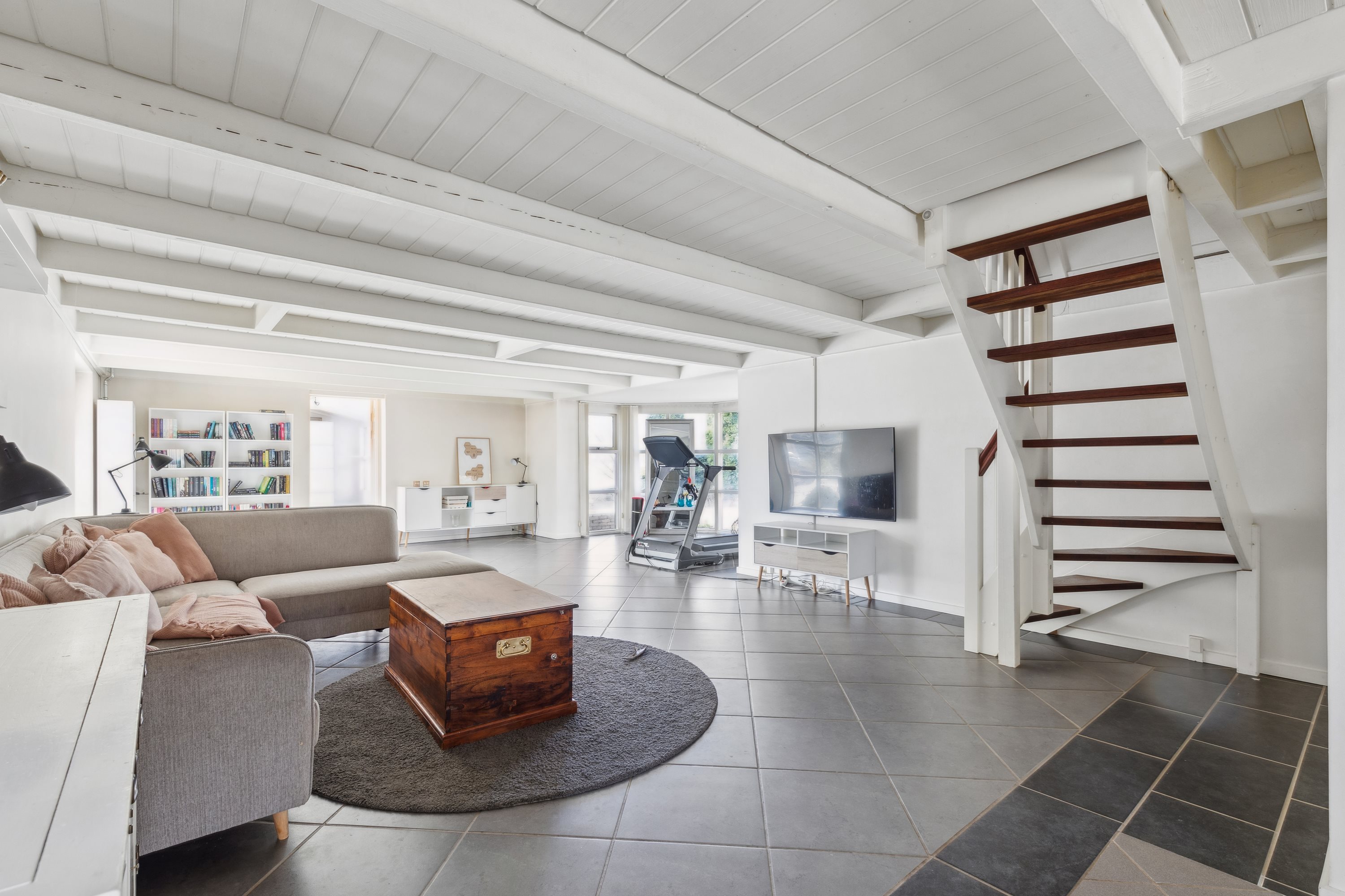 Fremhævet stue billede i fuldskærmstilstand. Billede af Kallerupvej 54, Vadsby, 2640 Hedehusene