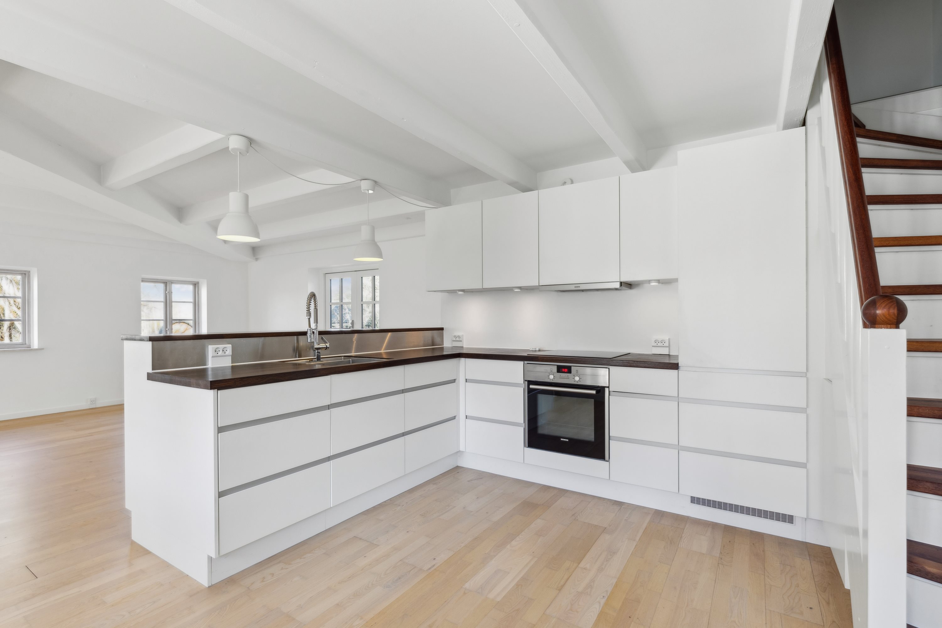 Fremhævet køkken billede i fuldskærmstilstand. Billede af Kallerupvej 54, Vadsby, 2640 Hedehusene