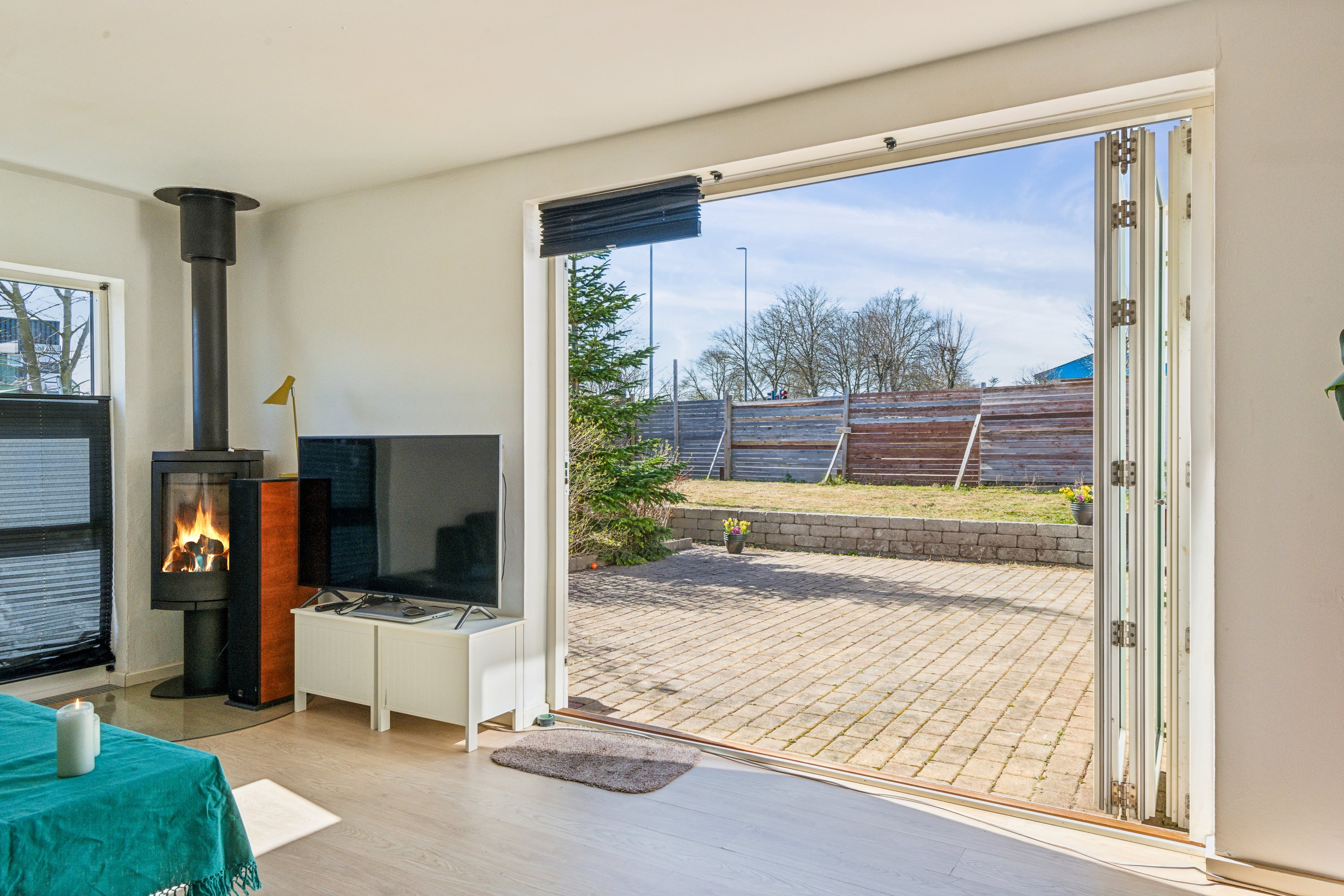 Fremhævet stue billede i fuldskærmstilstand. Billede af Kornblomstvej 139, 9000 Aalborg