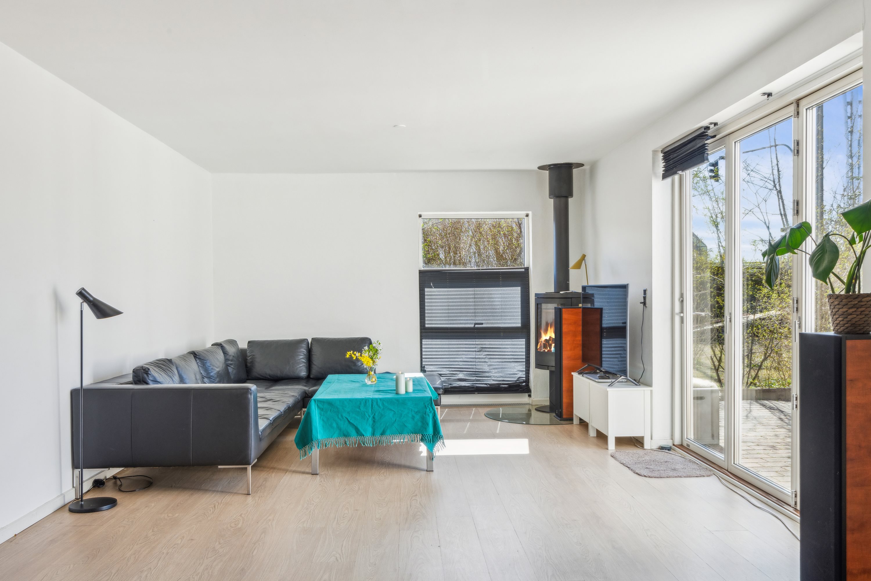 Fremhævet stue billede i fuldskærmstilstand. Billede af Kornblomstvej 139, 9000 Aalborg