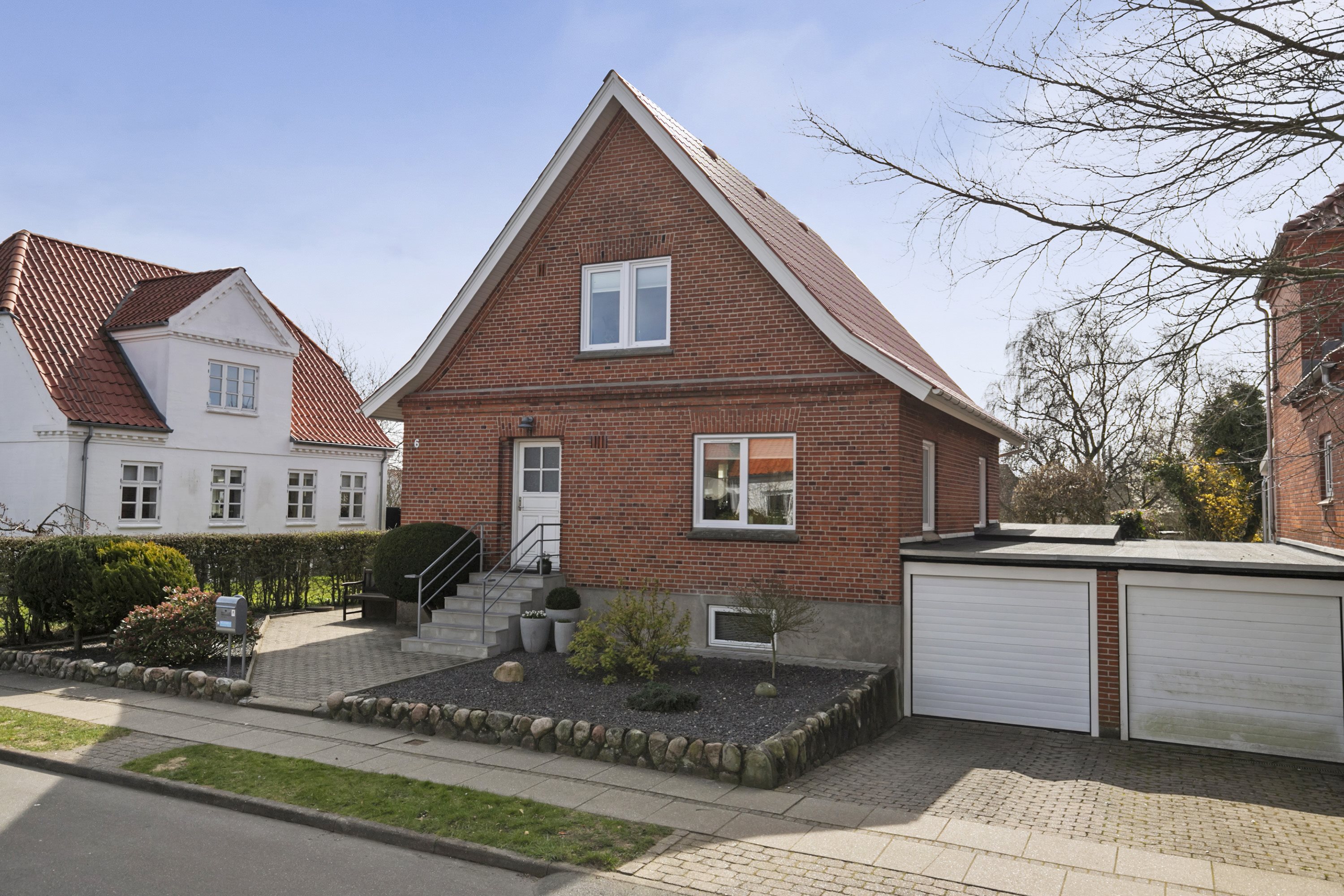 Fremhævet facade billede i fuldskærmstilstand. Billede af Anneksgade 6, 9700 Brønderslev