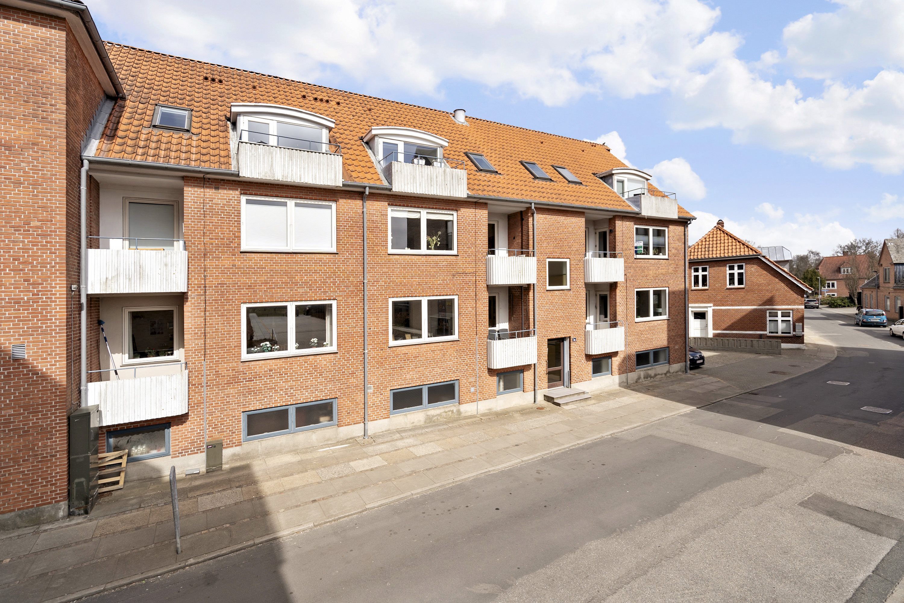 Fremhævet ejendommen billede i fuldskærmstilstand. Billede af Enghavevej 1A, 1. th., 6800 Varde