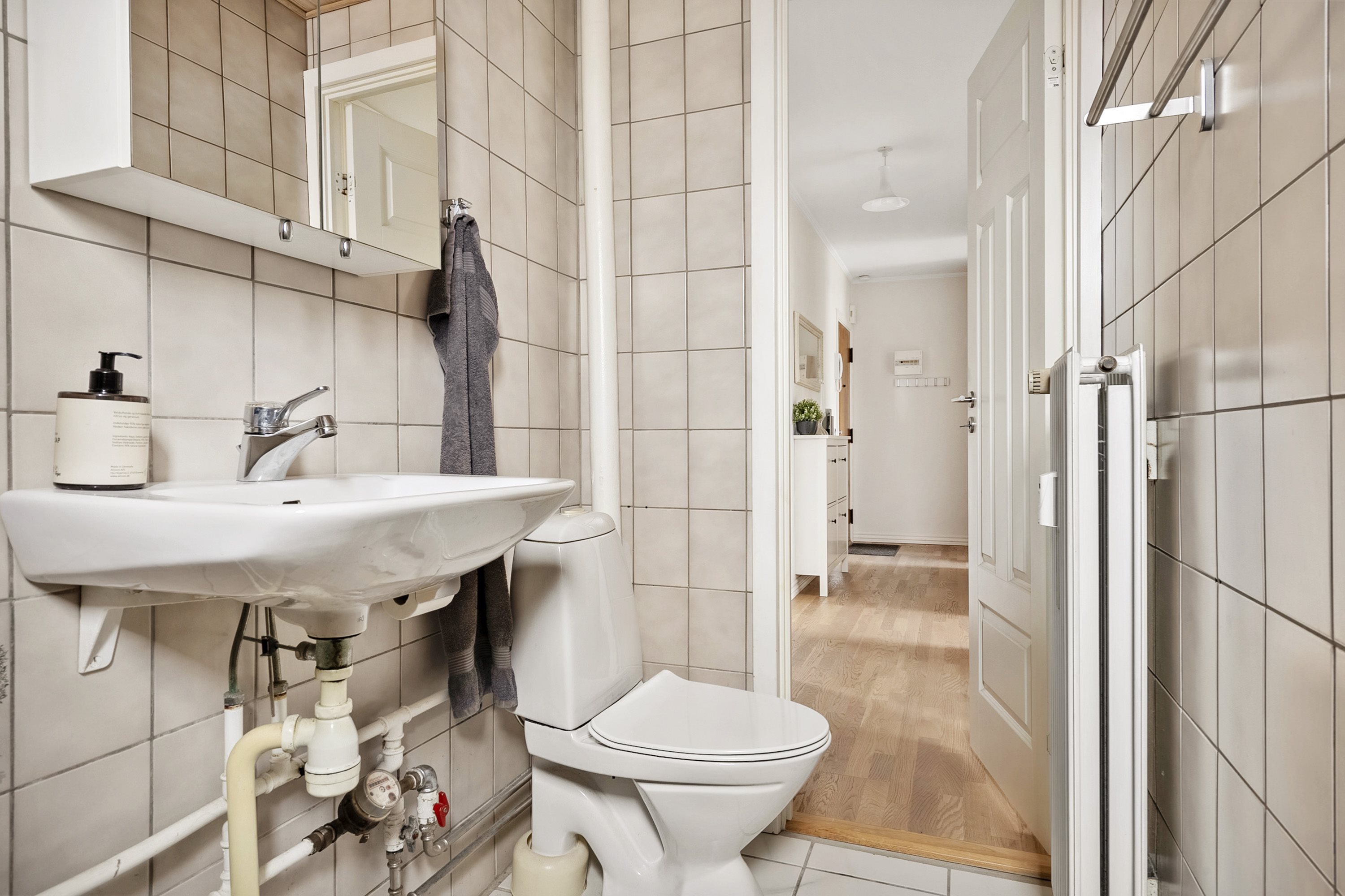 Fremhævet badeværelse billede i fuldskærmstilstand. Billede af Enghavevej 1A, 1. th., 6800 Varde