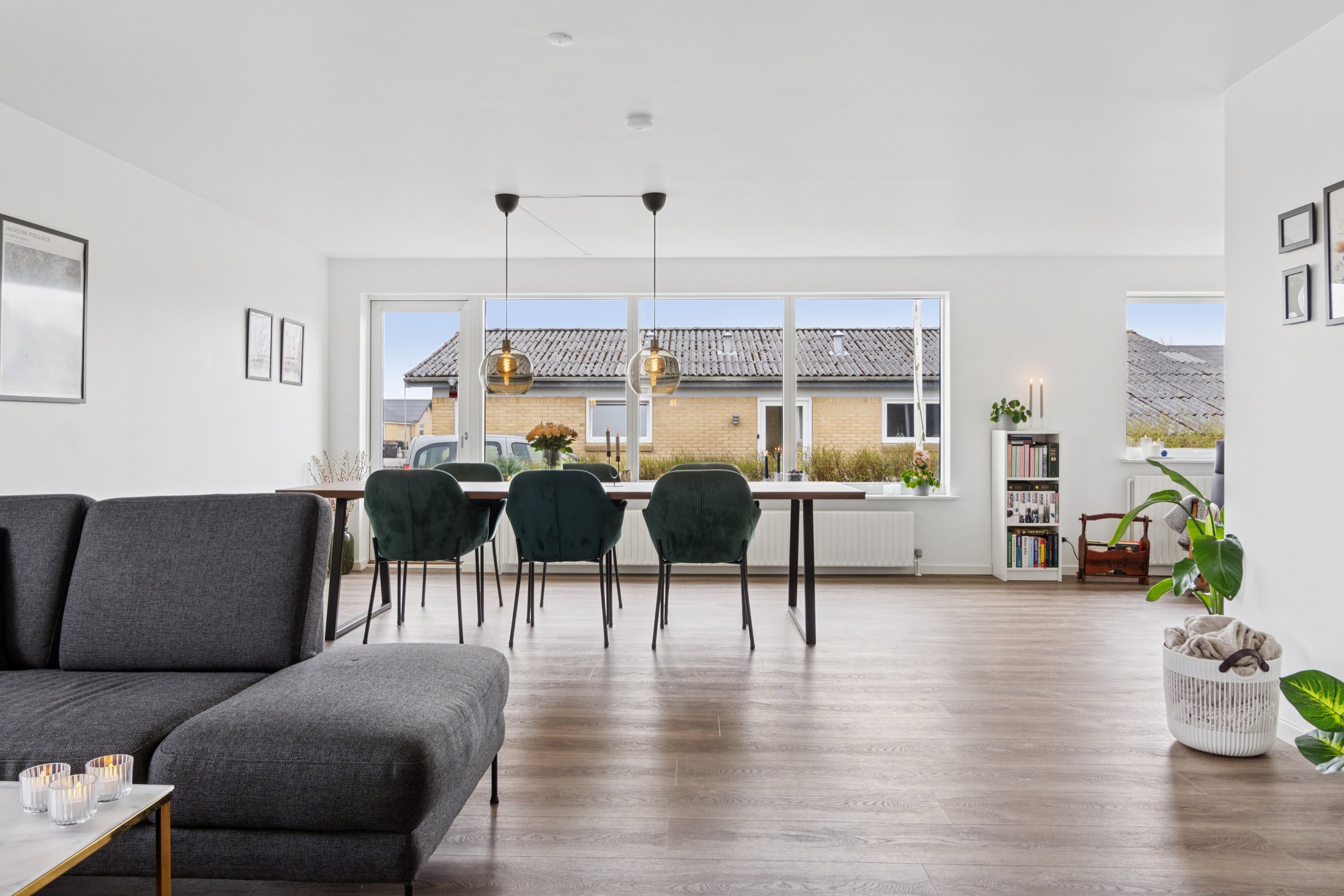 Fremhævet stue billede i fuldskærmstilstand. Billede af Lærkevej 8, 7760 Hurup Thy