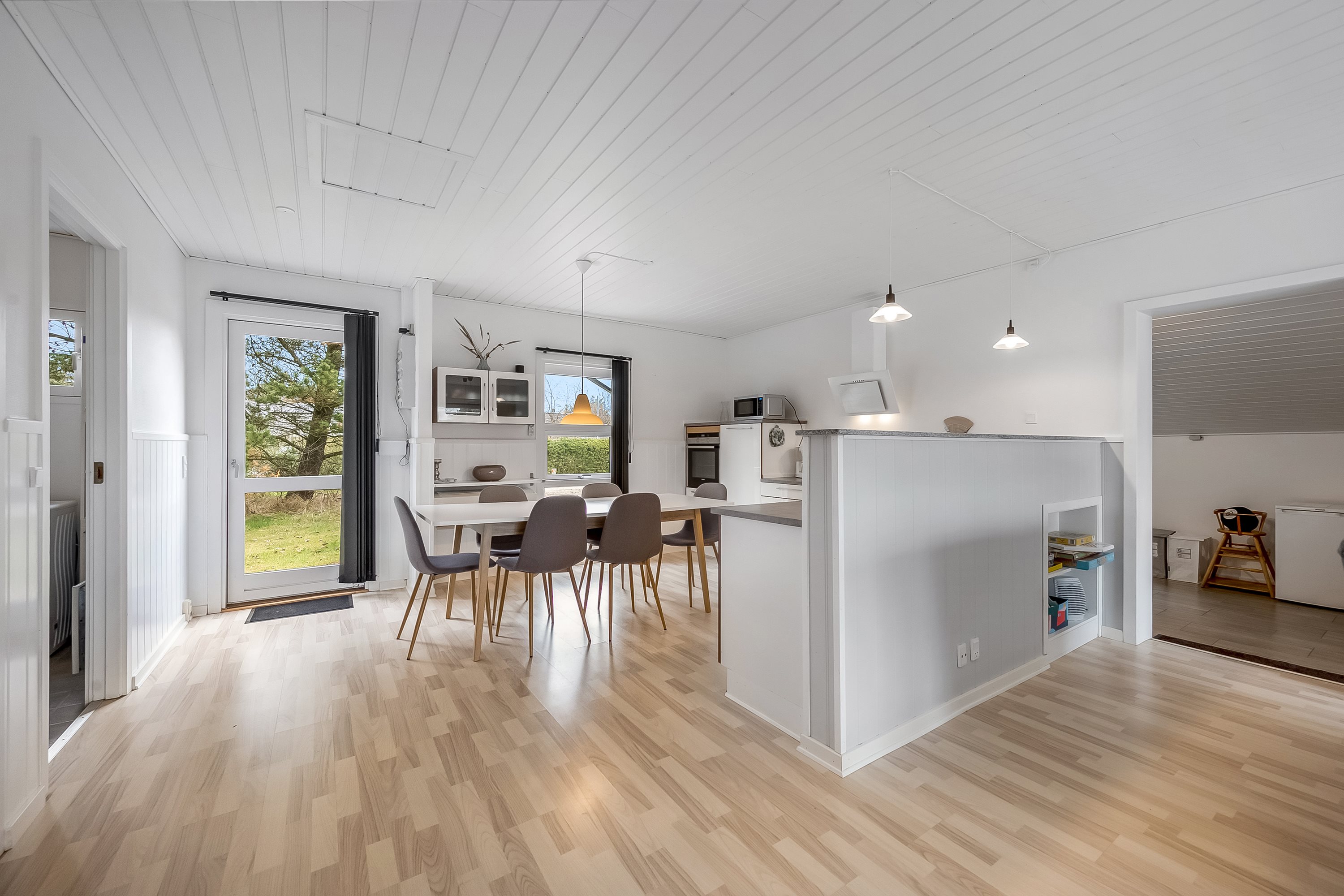 Fremhævet køkken billede i fuldskærmstilstand. Billede af Vestervang 1, Lønne, 6830 Nørre Nebel