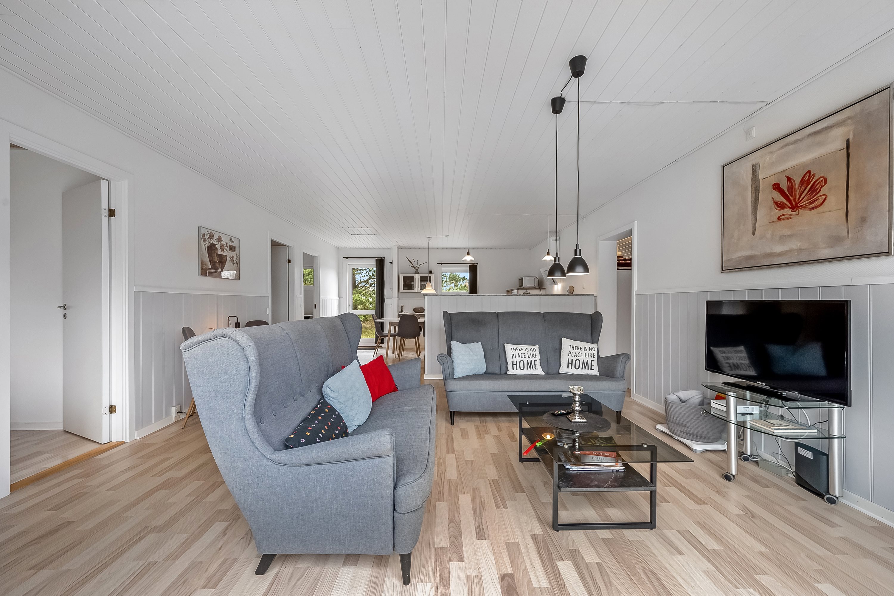 Fremhævet stue billede i fuldskærmstilstand. Billede af Vestervang 1, Lønne, 6830 Nørre Nebel