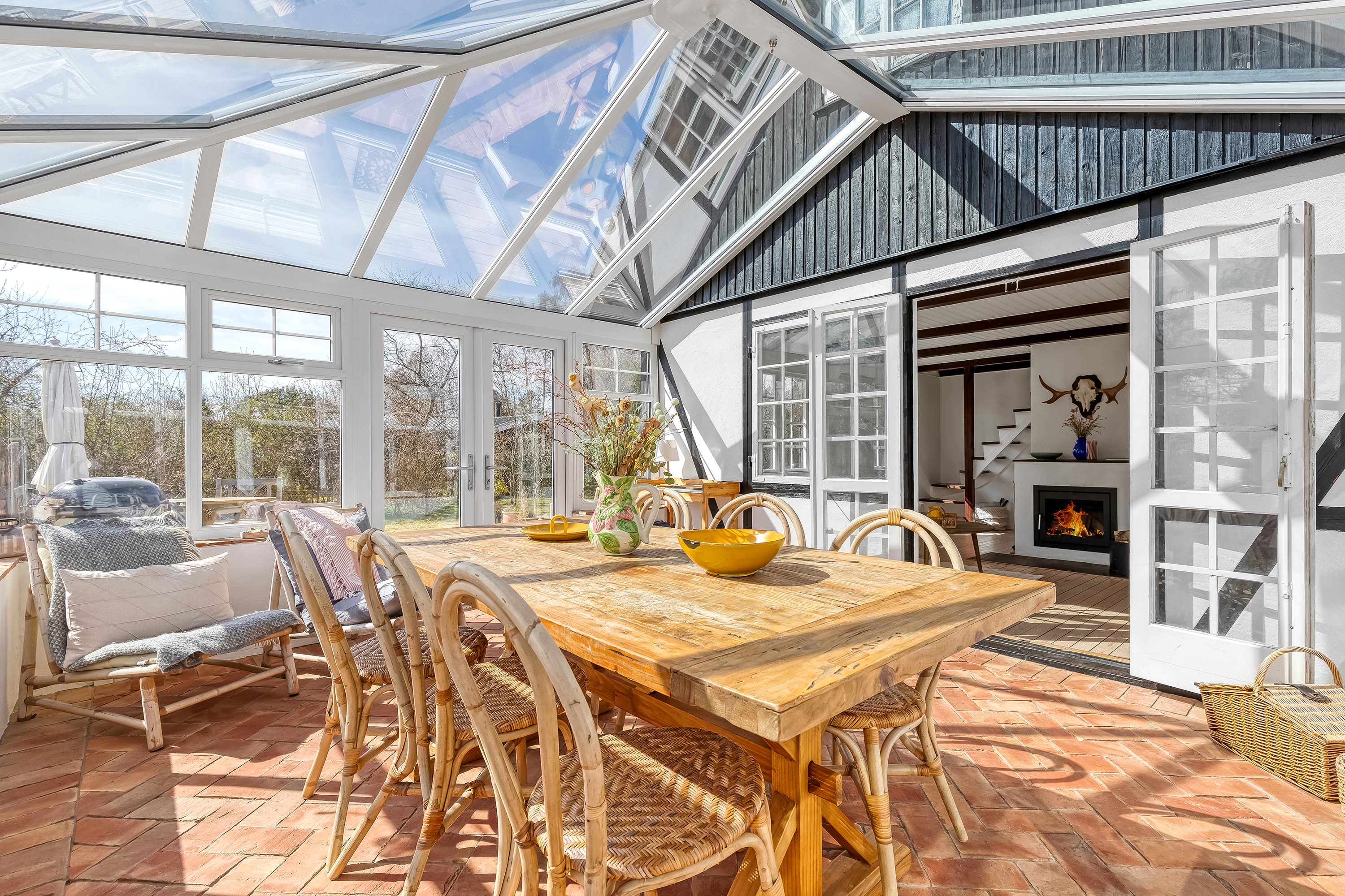 Fremhævet udestue billede i fuldskærmstilstand. Billede af Hvedevænget 20, Udsholt, 3230 Græsted