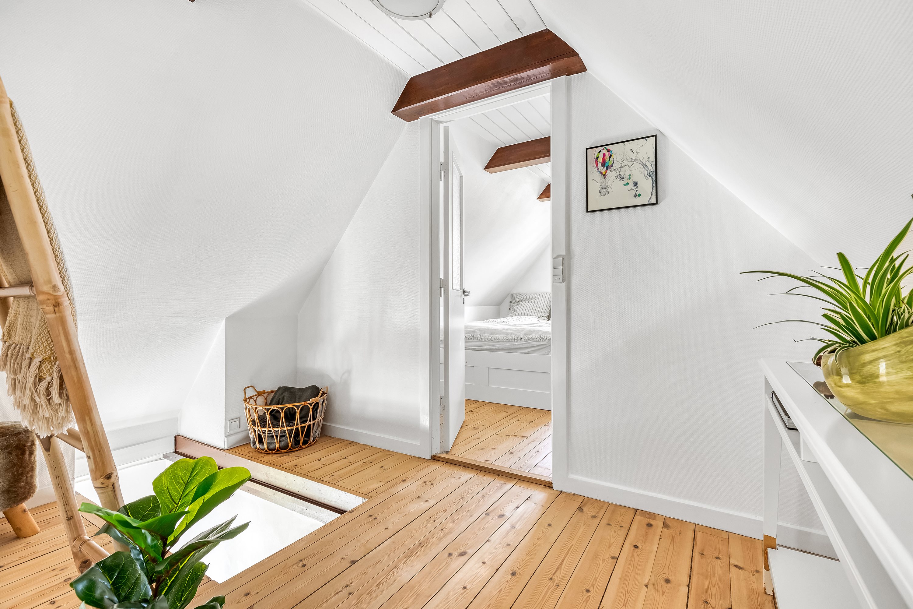 Fremhævet repos billede i fuldskærmstilstand. Billede af Hvedevænget 20, Udsholt, 3230 Græsted