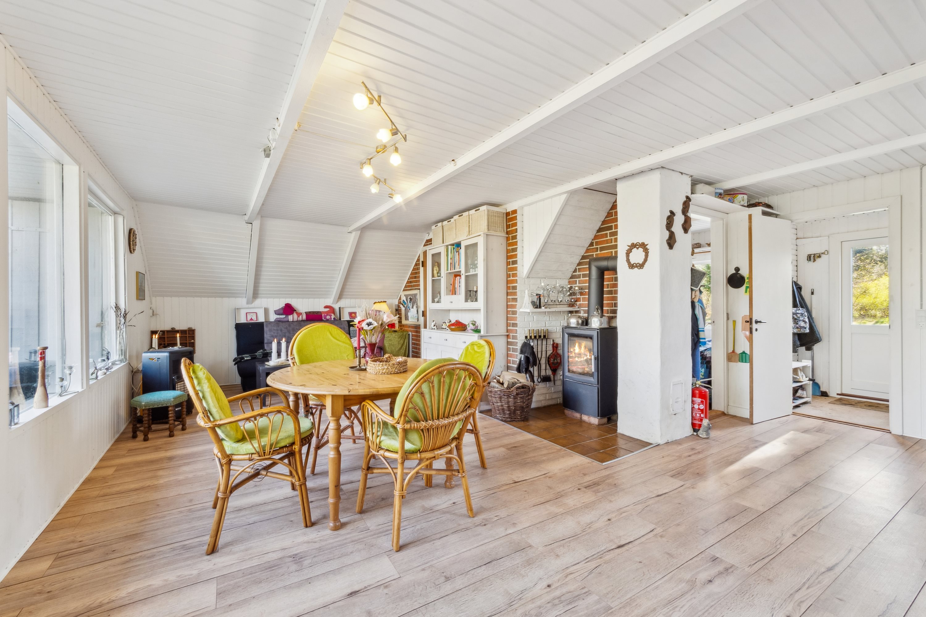 Fremhævet stue billede i fuldskærmstilstand. Billede af Lyngvej 17, Sæbygård Feriecenter, 7870 Roslev