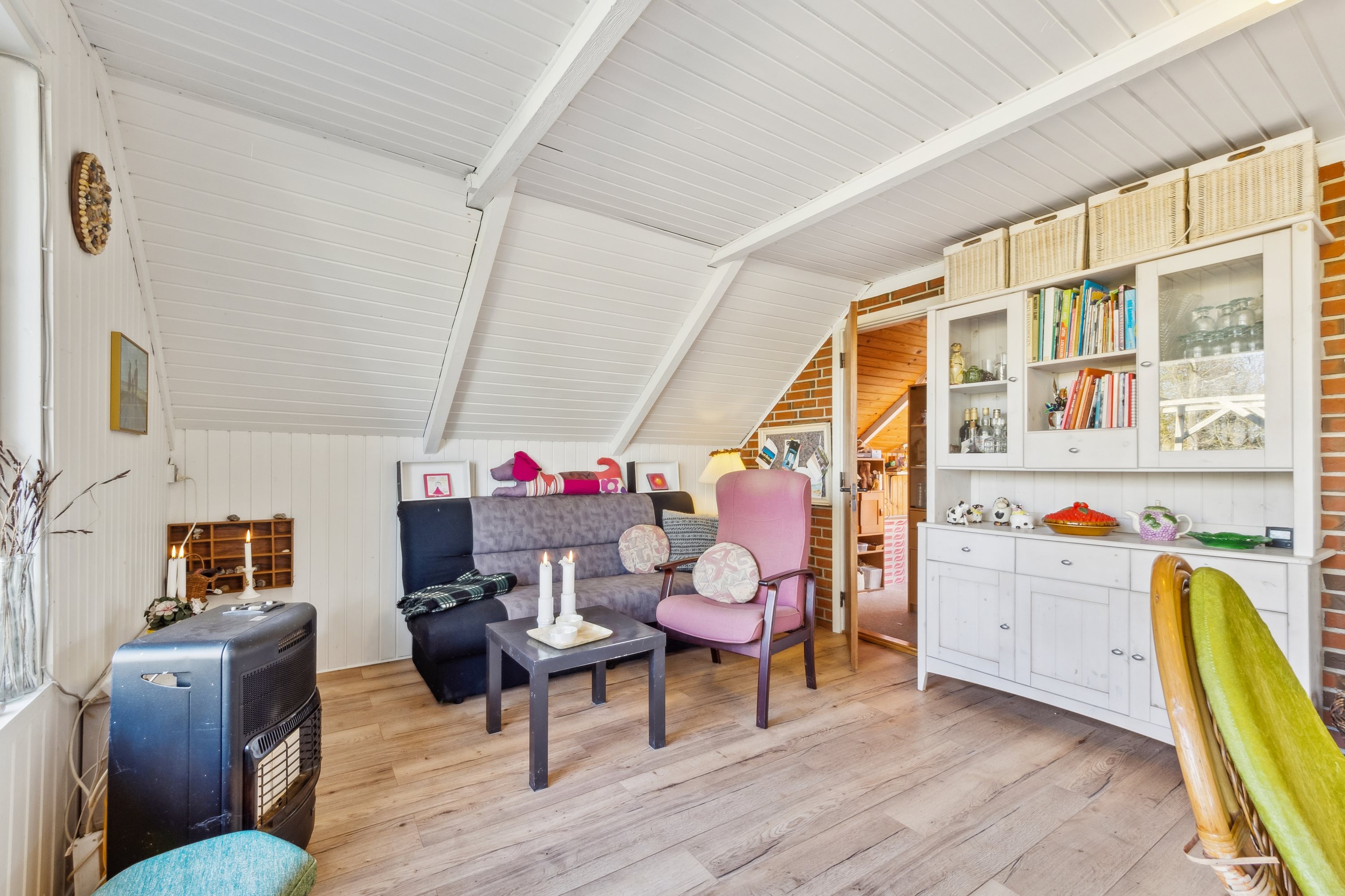 Fremhævet stue billede i fuldskærmstilstand. Billede af Lyngvej 17, Sæbygård Feriecenter, 7870 Roslev