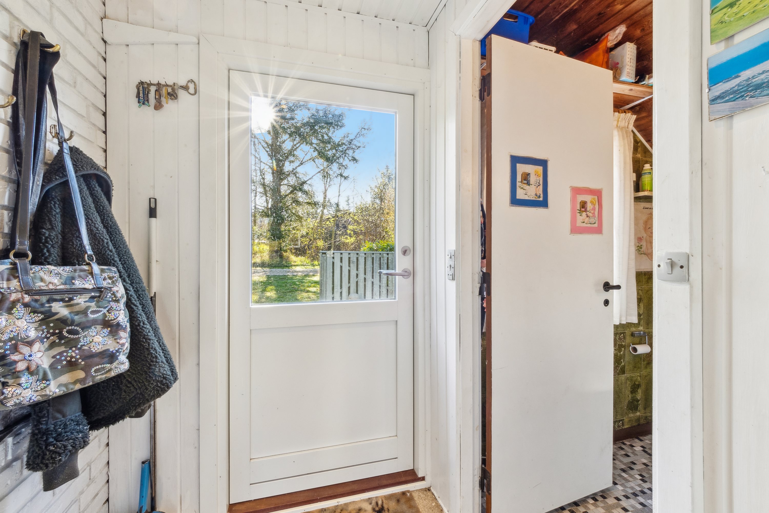 Fremhævet gang billede i fuldskærmstilstand. Billede af Lyngvej 17, Sæbygård Feriecenter, 7870 Roslev