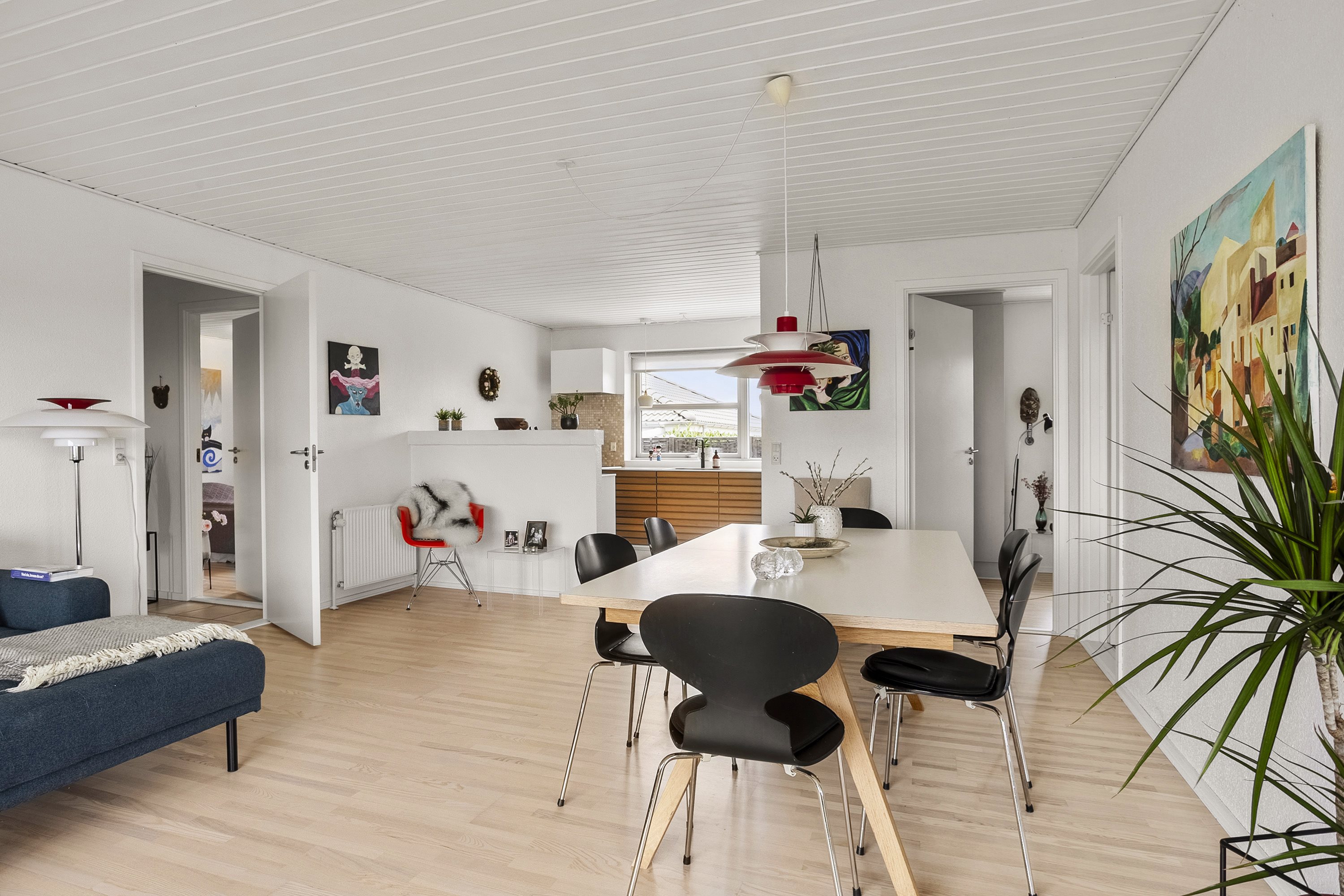 Fremhævet spisestue billede i fuldskærmstilstand. Billede af Bragesvej 18, 6100 Haderslev