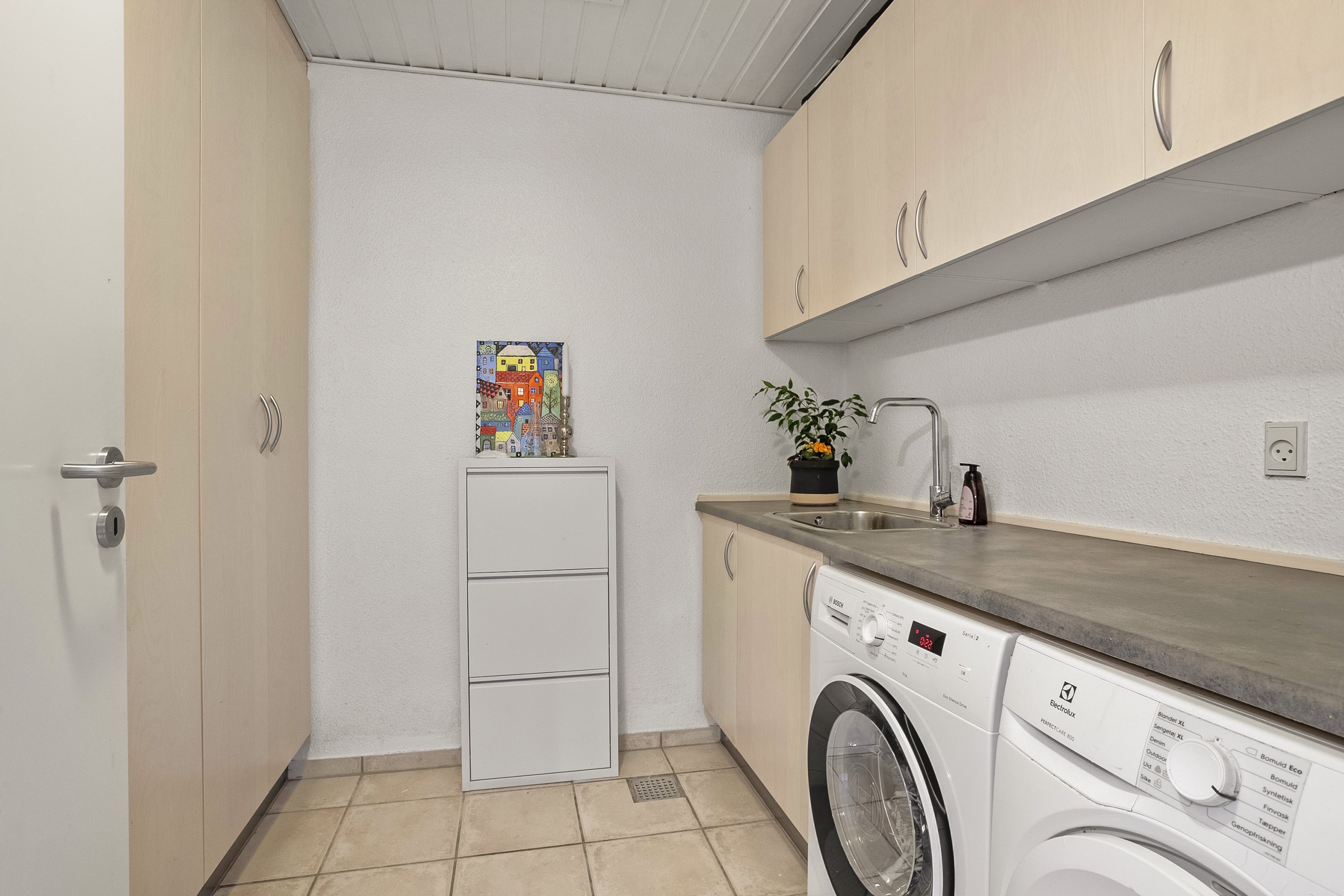 Fremhævet værelse billede i fuldskærmstilstand. Billede af Bragesvej 18, 6100 Haderslev