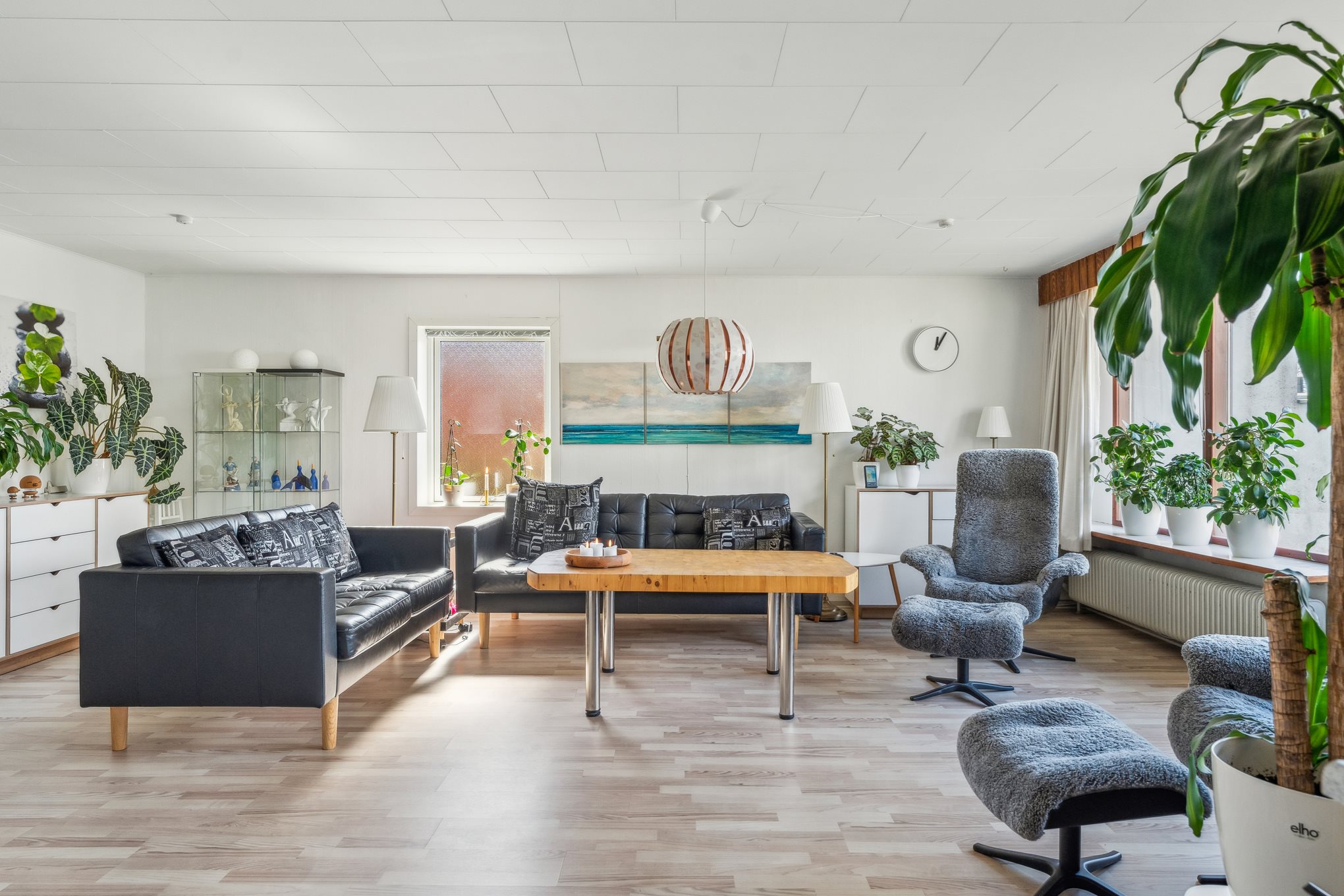 Fremhævet stue billede i fuldskærmstilstand. Billede af Østermarksvej 4, Gjerlev, 8983 Gjerlev J