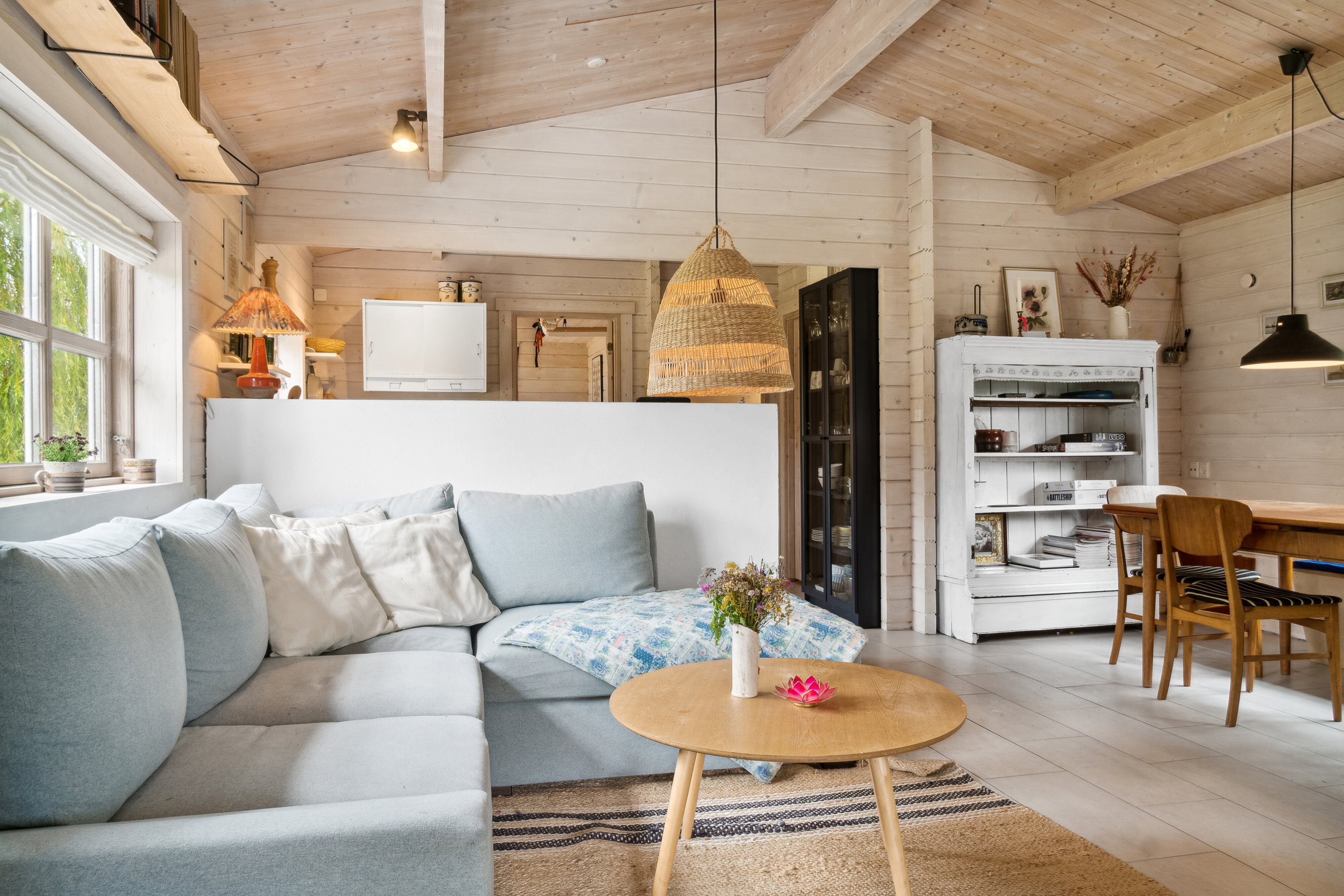 Fremhævet stue billede i fuldskærmstilstand. Billede af Skovhusvej 39, Reersø Str, 4281 Gørlev