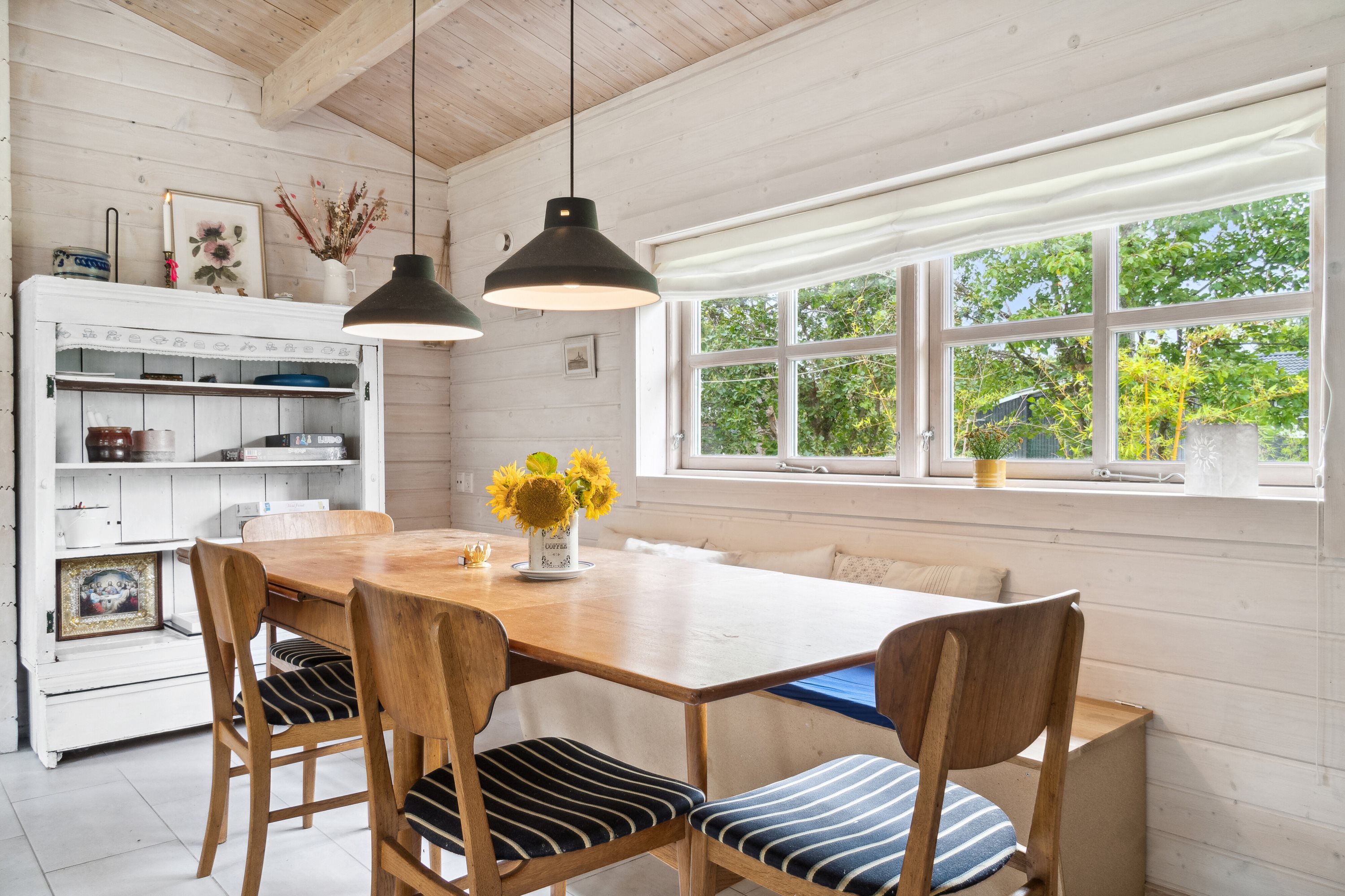 Fremhævet spiseplads billede i fuldskærmstilstand. Billede af Skovhusvej 39, Reersø Str, 4281 Gørlev