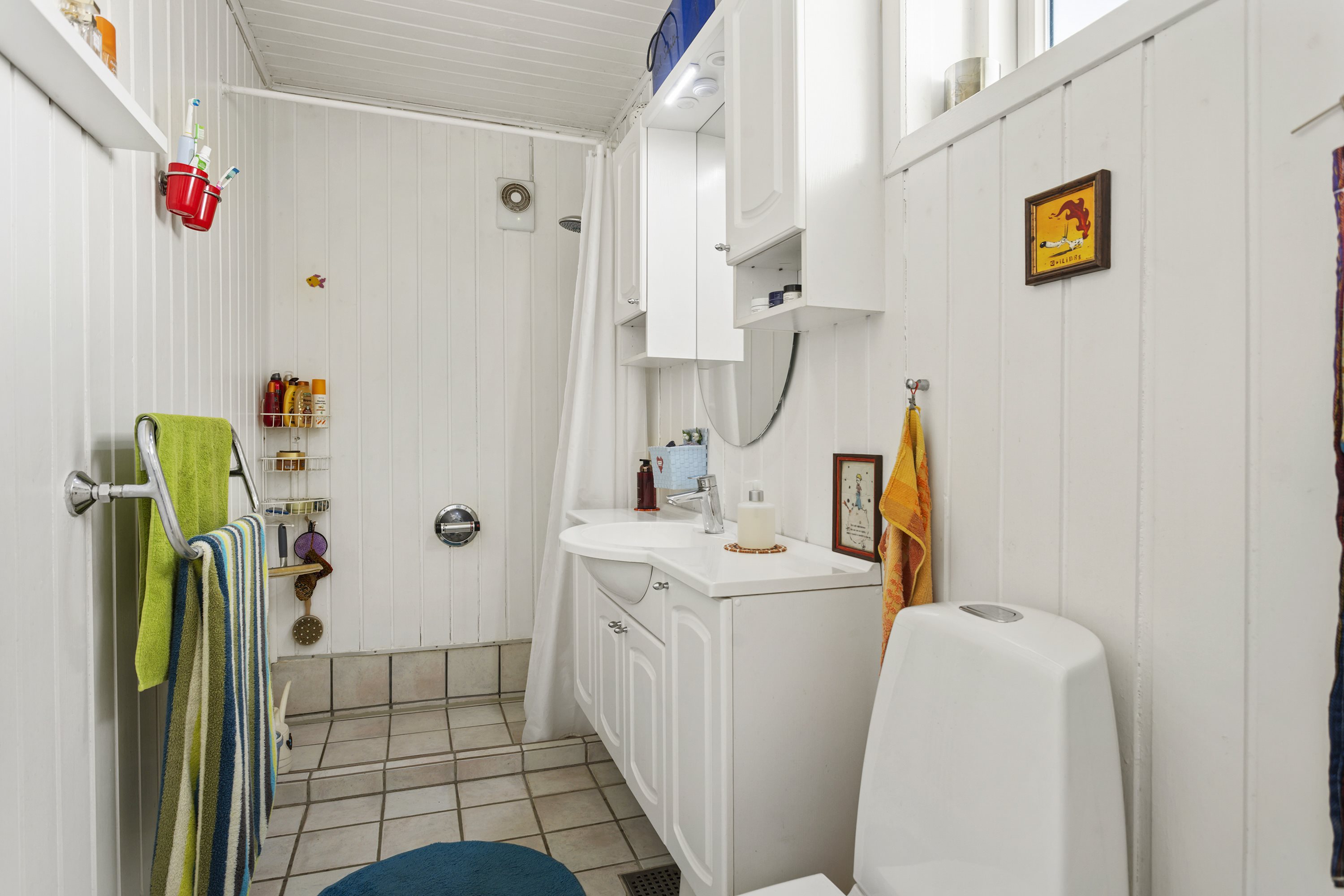 Fremhævet badeværelse billede i fuldskærmstilstand. Billede af Åglimt 1-3, Gerå, 9340 Asaa