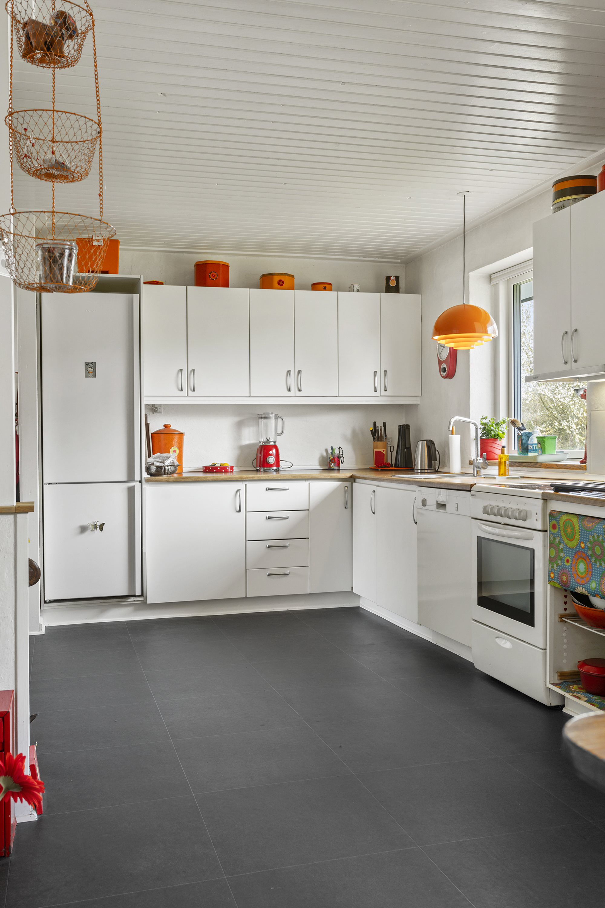 Fremhævet køkken alrum billede i fuldskærmstilstand. Billede af Åglimt 1-3, Gerå, 9340 Asaa