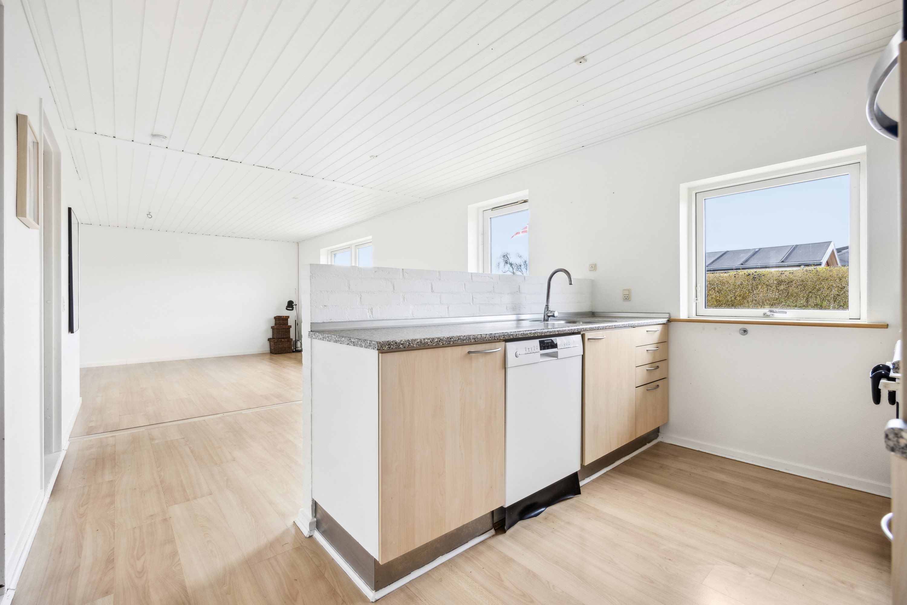 Fremhævet køkken billede i fuldskærmstilstand. Billede af Isaksvej 68, 9490 Pandrup