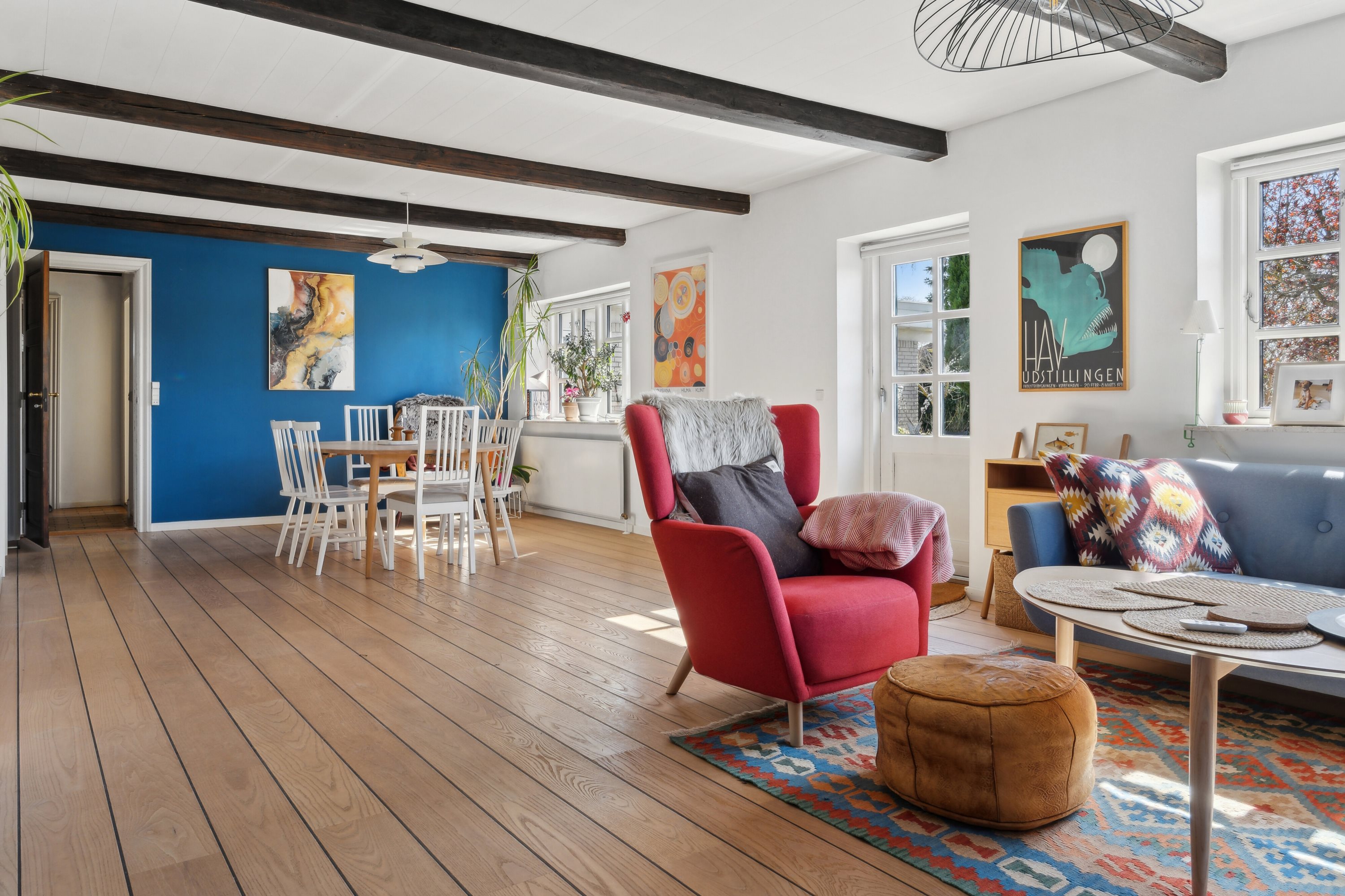 Fremhævet stue billede i fuldskærmstilstand. Billede af Fjællebrovejen 35, Fjællebroen, 5762 Vester Skerninge