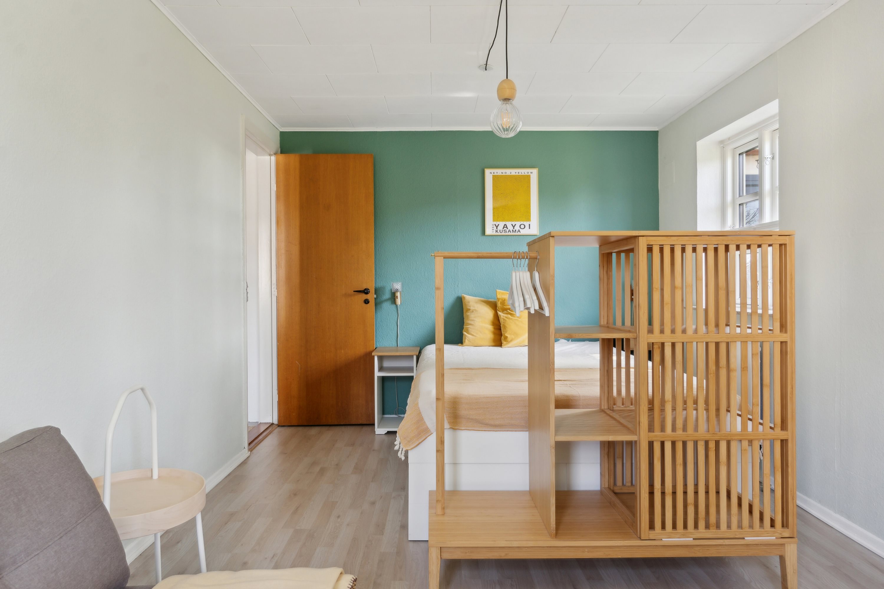 Fremhævet soveværelse billede i fuldskærmstilstand. Billede af Fjællebrovejen 35, Fjællebroen, 5762 Vester Skerninge