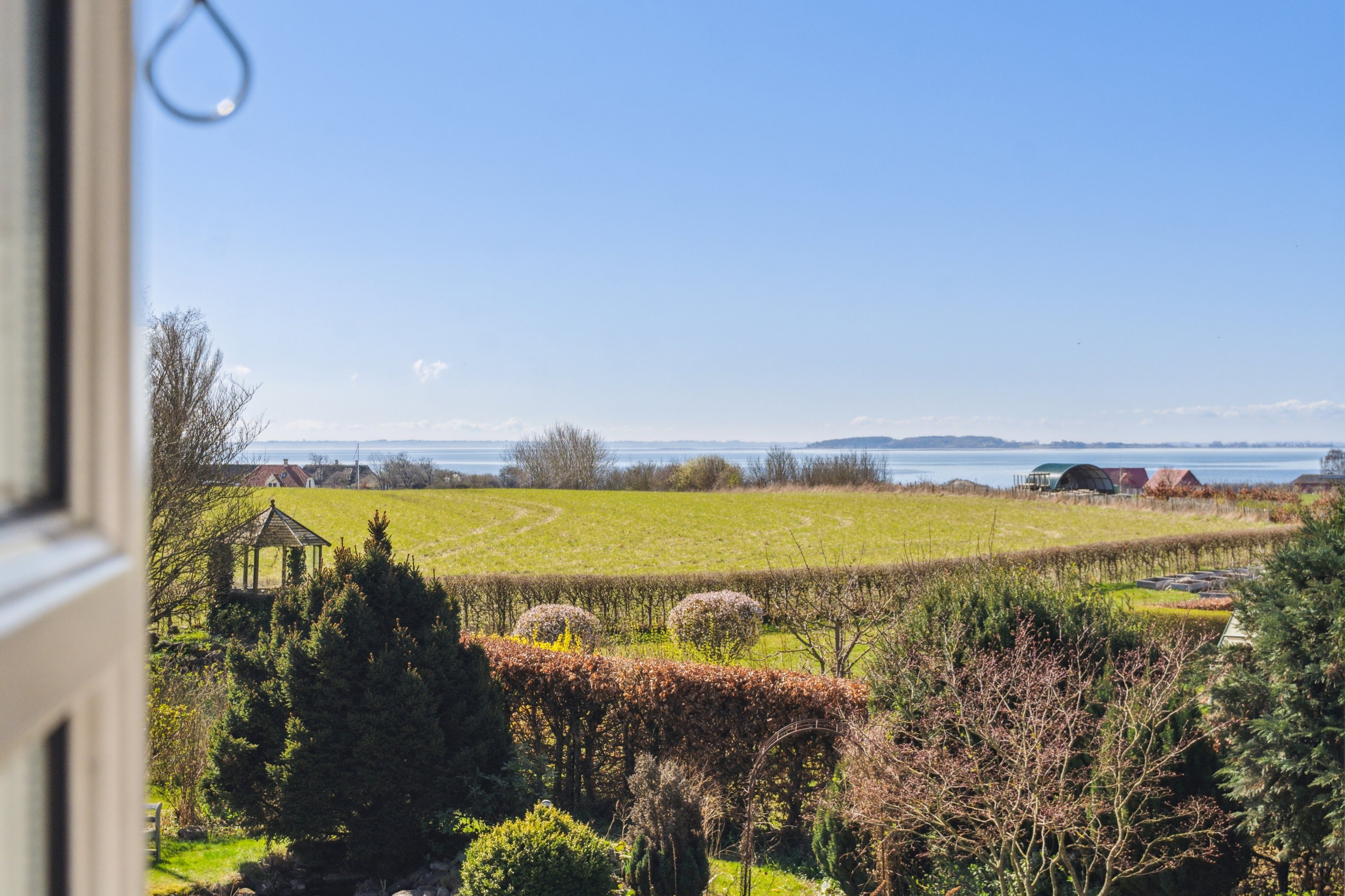 Fremhævet udsigt billede i fuldskærmstilstand. Billede af Fjællebrovejen 35, Fjællebroen, 5762 Vester Skerninge