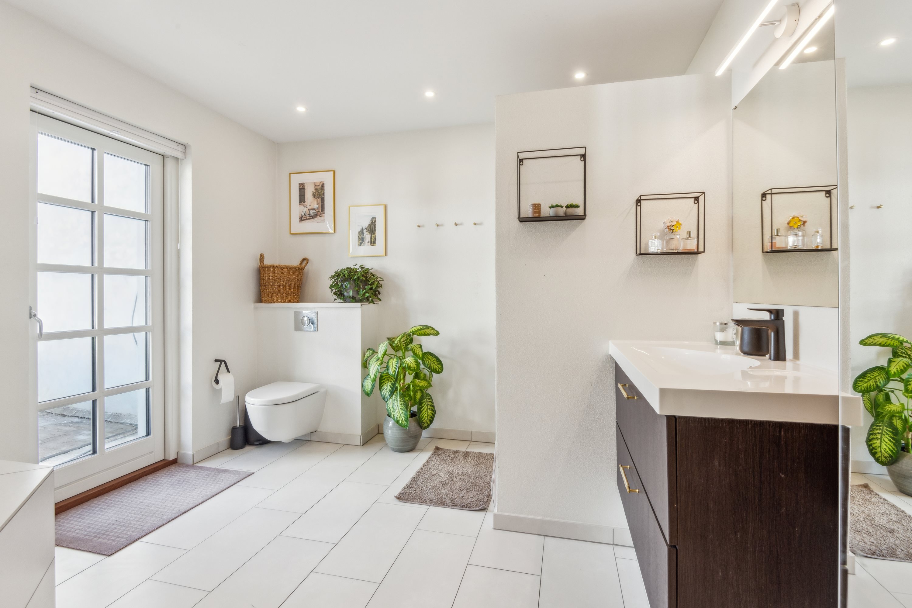 Fremhævet gang billede i fuldskærmstilstand. Billede af Voldborggade 8A, 9240 Nibe