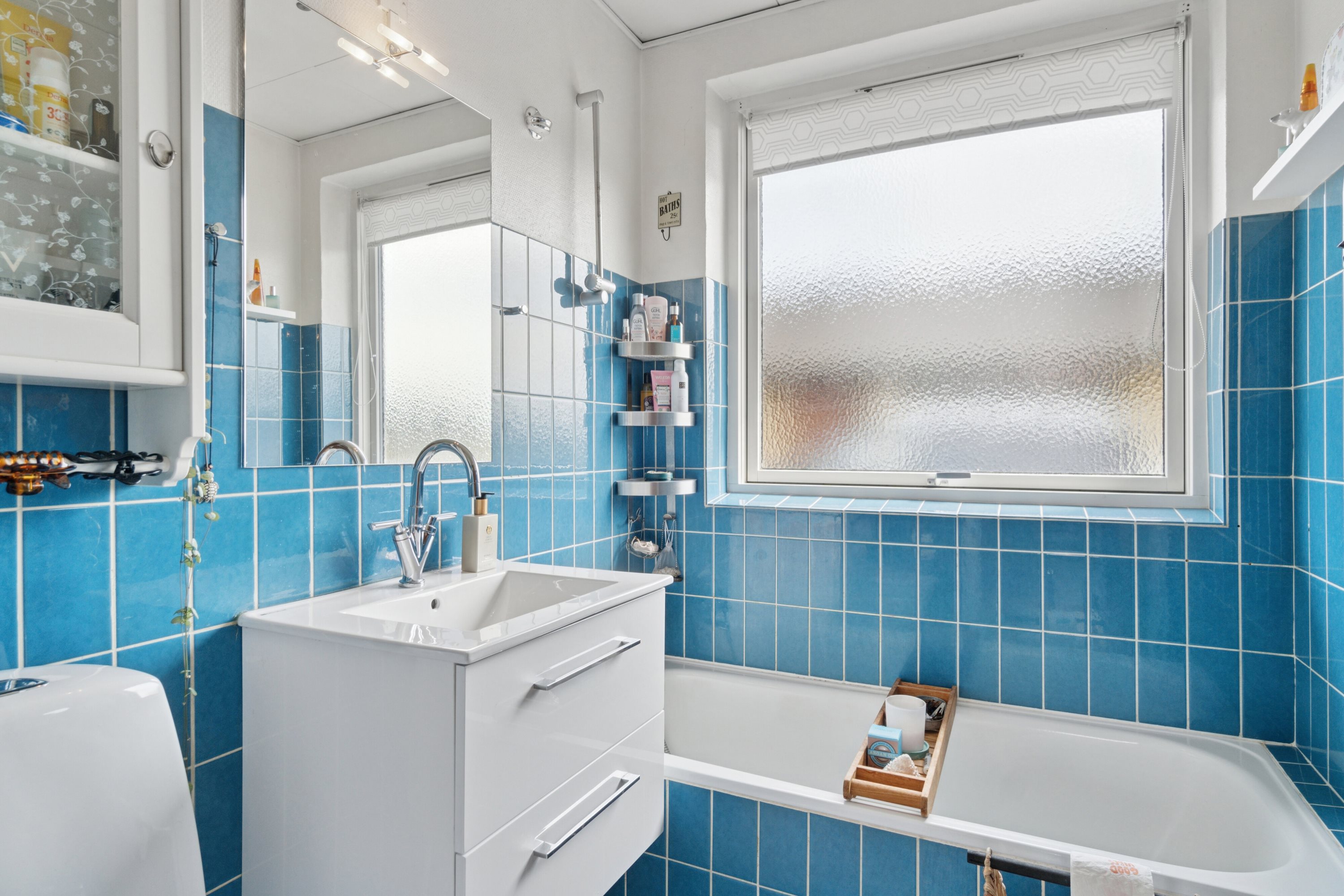 Fremhævet badeværelse billede i fuldskærmstilstand. Billede af Engsvinget 13, 8462 Harlev J